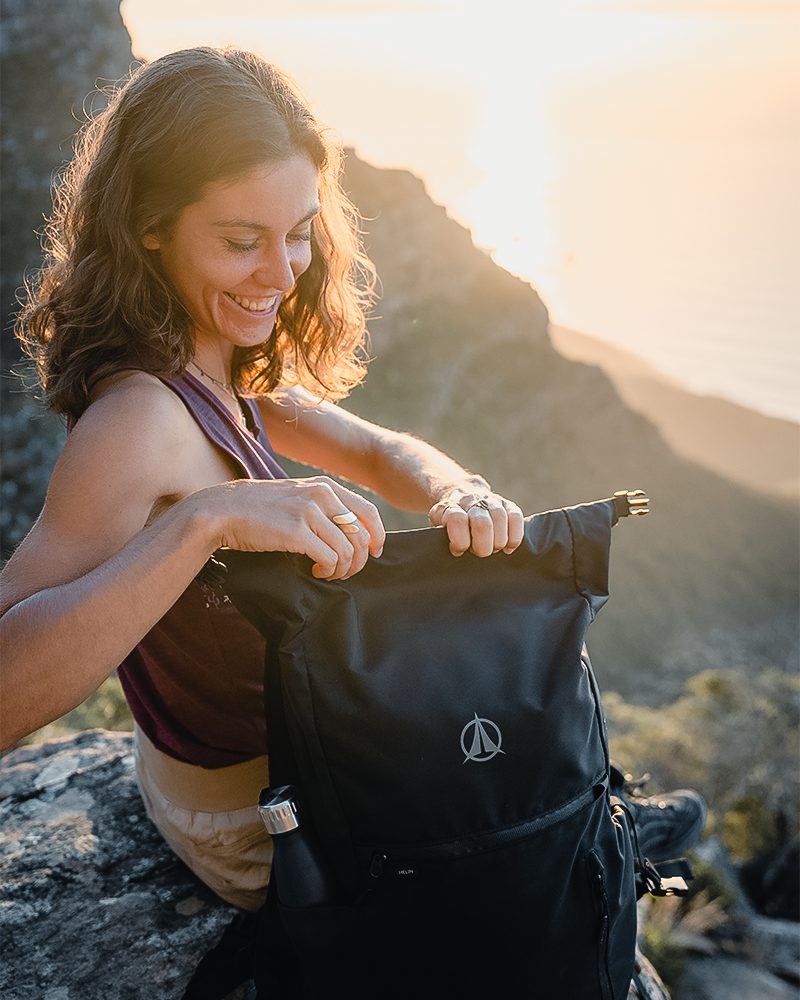 Terra Peak Tagesrucksack, Rucksack für Damen und Herren, 20 bis 25l Volumen, für Laptops bis 15"