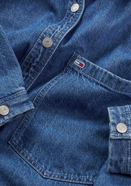 Tommy Jeans Jeansbluse TJW SPR OVS DENIM OVERSHIRT mit Logostickerei