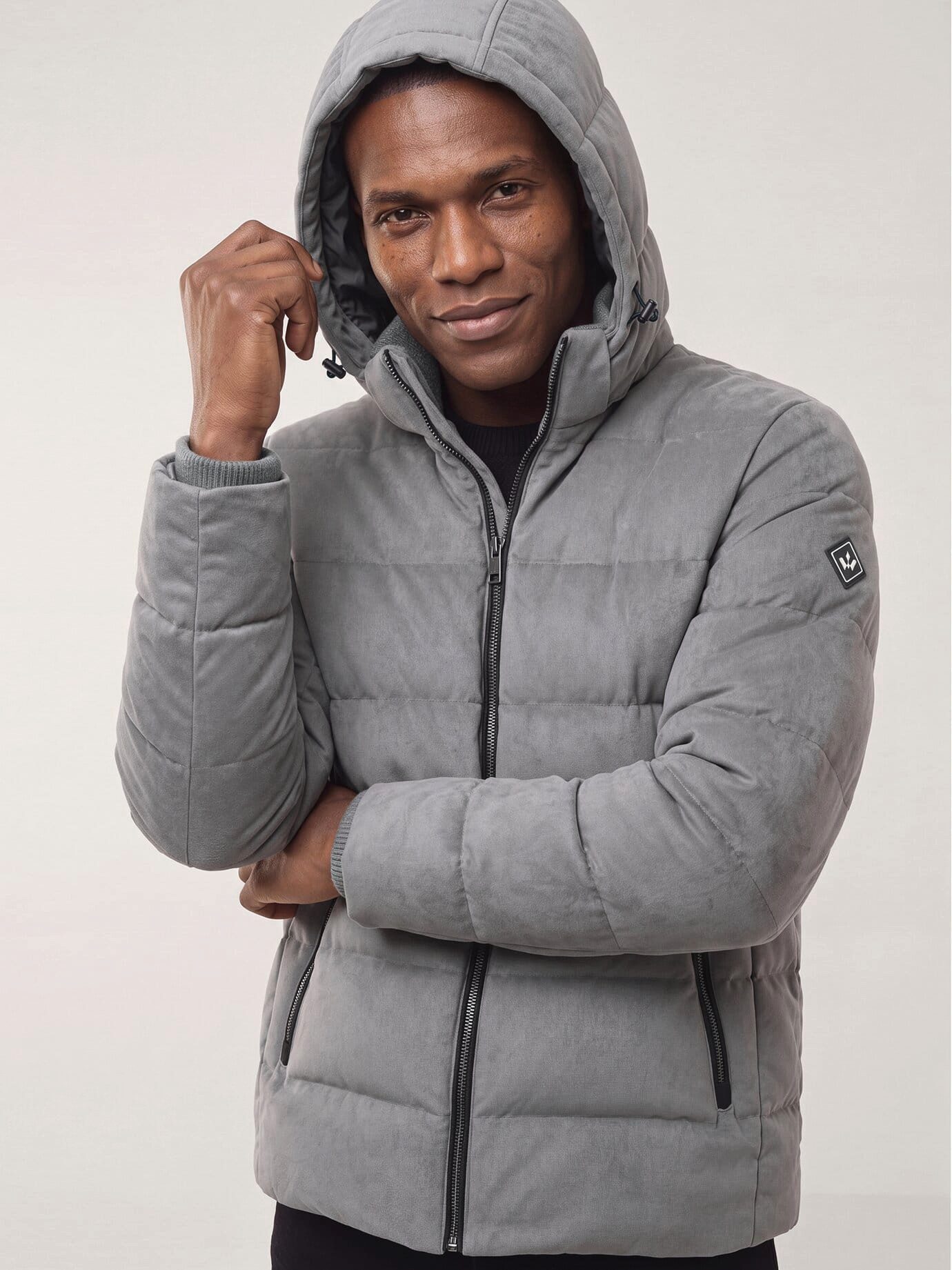 Walbusch Steppjacke Herren Steppjacke in Veloursoptik mit Kapuze, pflegeleicht, wasserabweisend, Kurzgröße