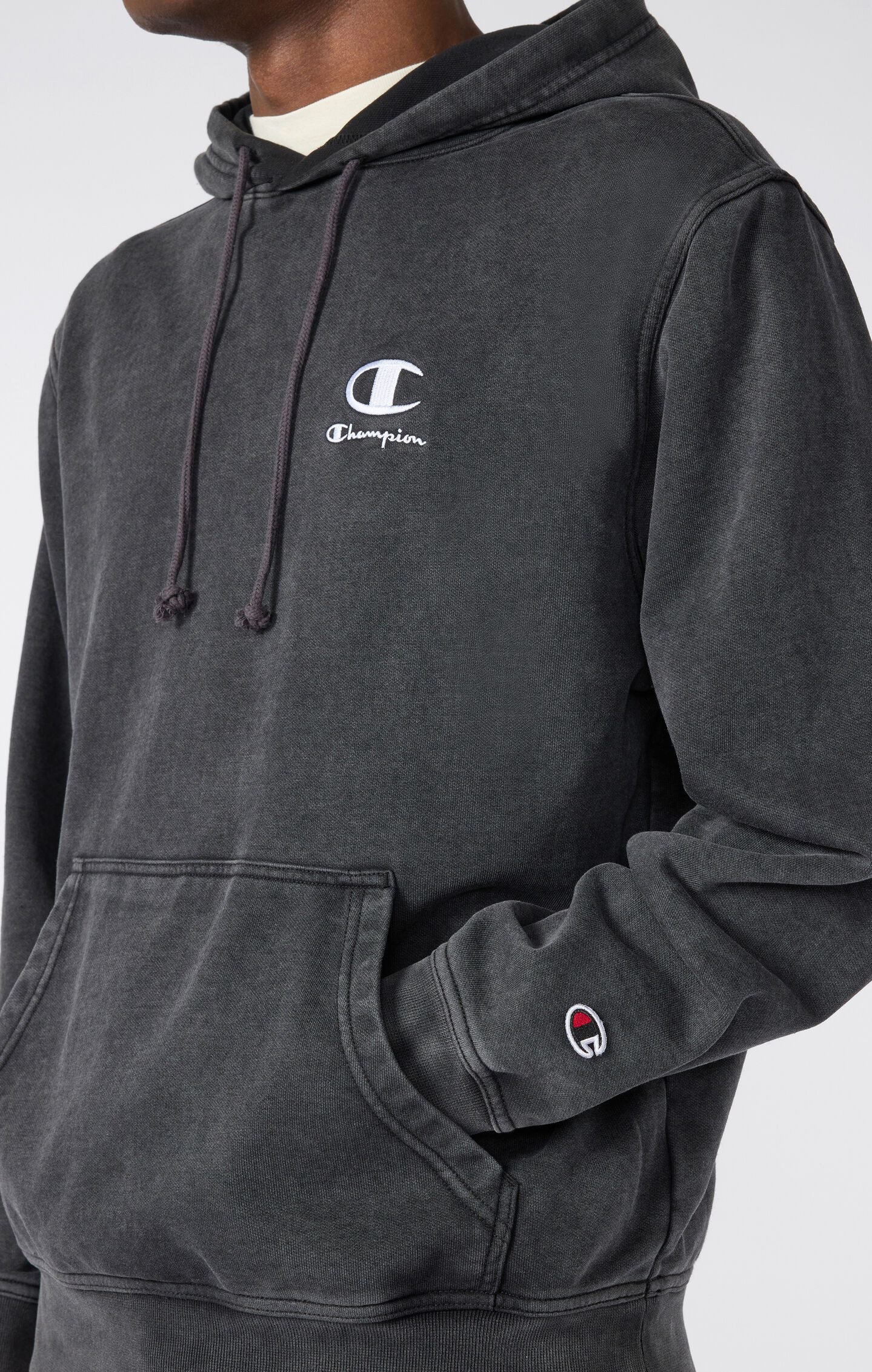 Champion Kapuzensweatshirt aus Baumwolle und Polyester, in den Größen XS bis XXL – Bild 4 von 5