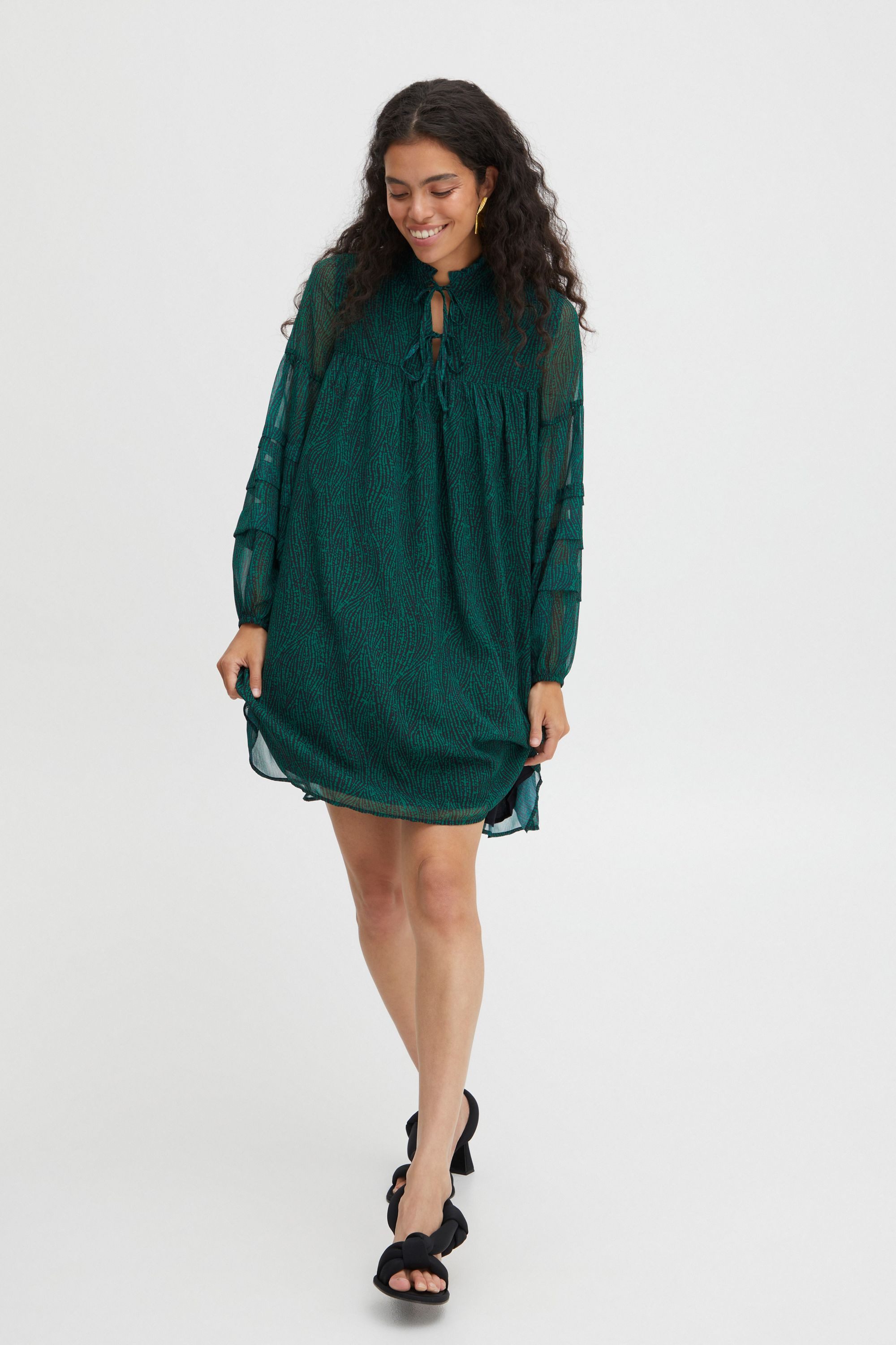 b.young Blusenkleid BYHIMA SHORT DRESS - günstig online kaufen