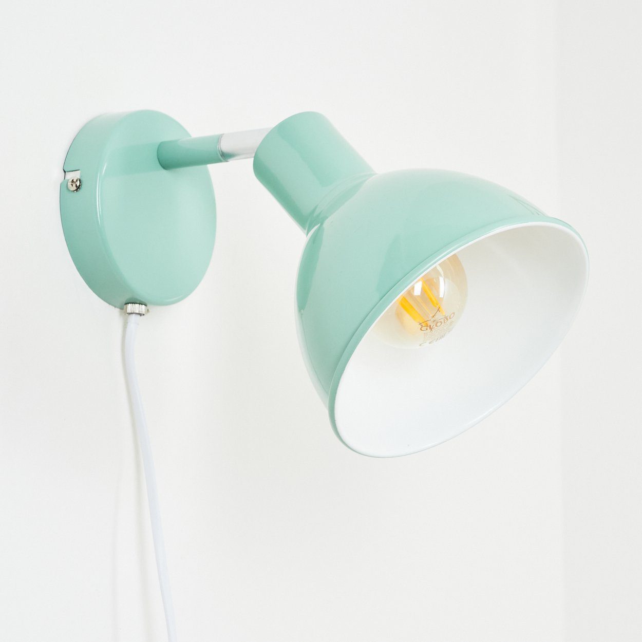 hofstein Wandleuchte »Bier« Wandlampe aus Metall in Grün und Weiß, ohne Leuchtmittel, mit verstellbarem Lampenschirm, E27, mit An- & Ausschalter. € 34,99