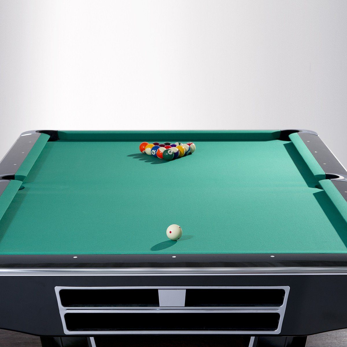 Billiard-Royal Billardtisch Gladiator 8ft. Schwarz, (Hochwertige und massive Ausführung in beliebter Billiard-Royal® Qualität), Spielfläche aus 3-teiliger Naturschieferplatte