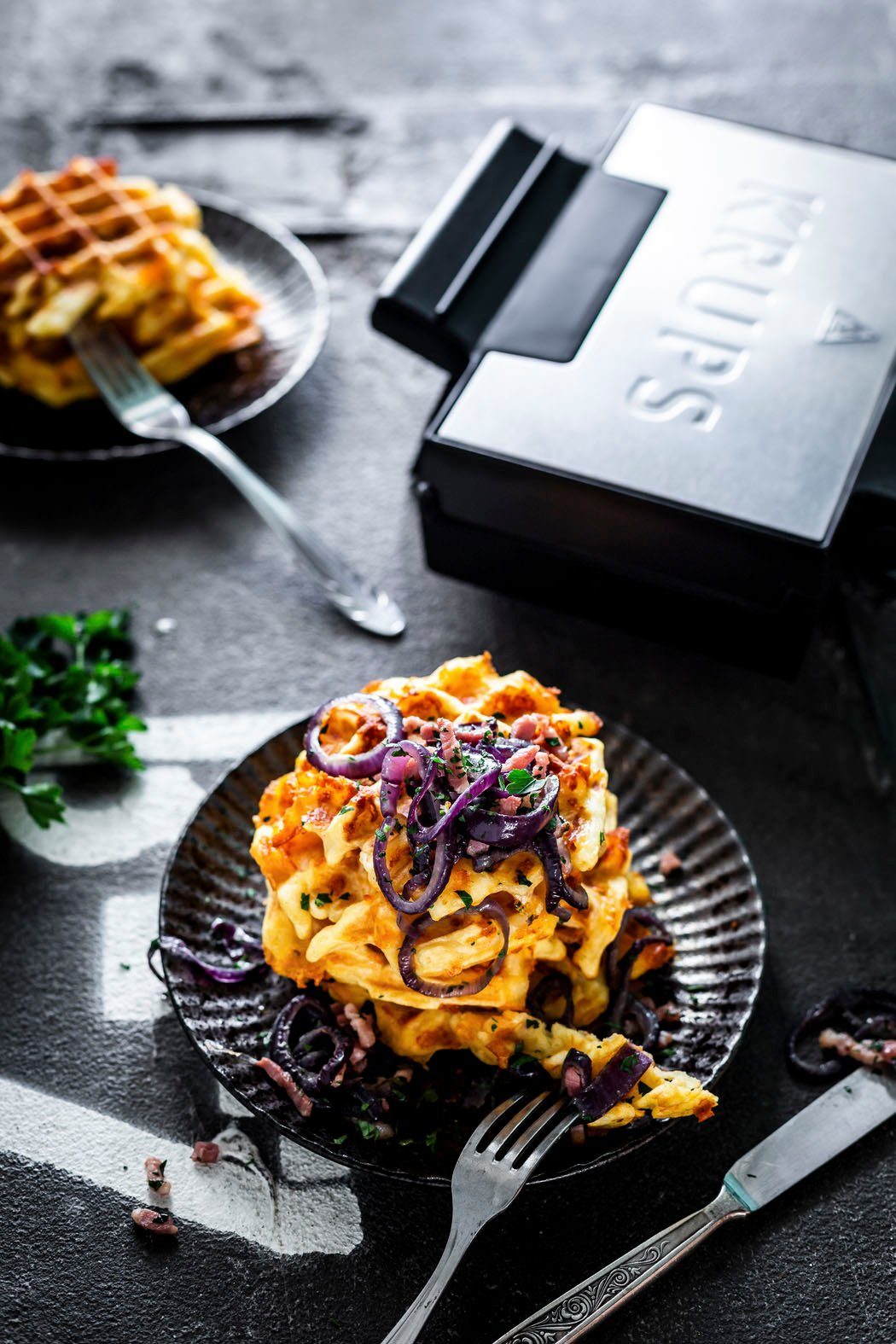 Krups Waffeleisen FDK251, 850 W, 2 Belgische Waffeln gleichzeitig, antihaftbeschichtete Platten