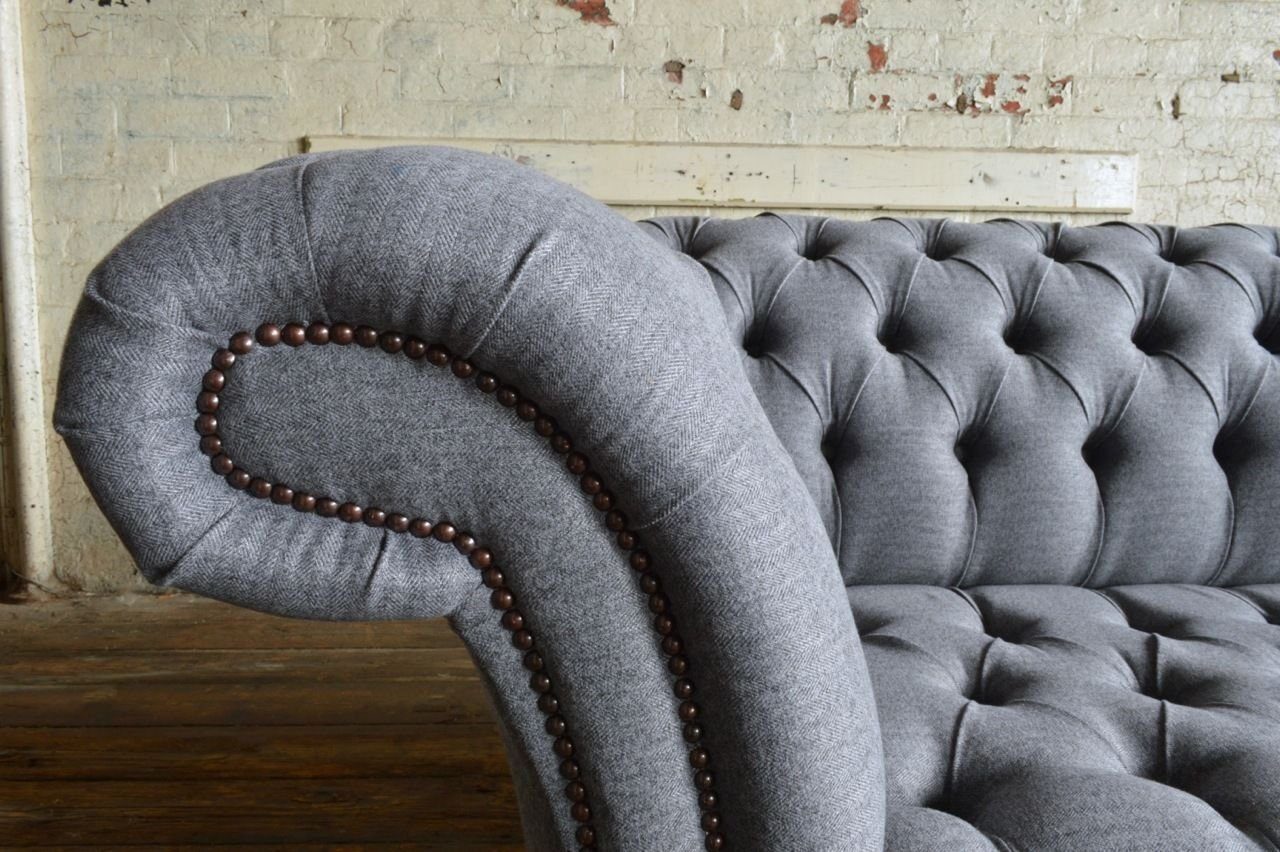 Klassischer Chesterfield Chesterfield-Sofa, JVmoebel Sofas Schaffhau Polster Couch Textil