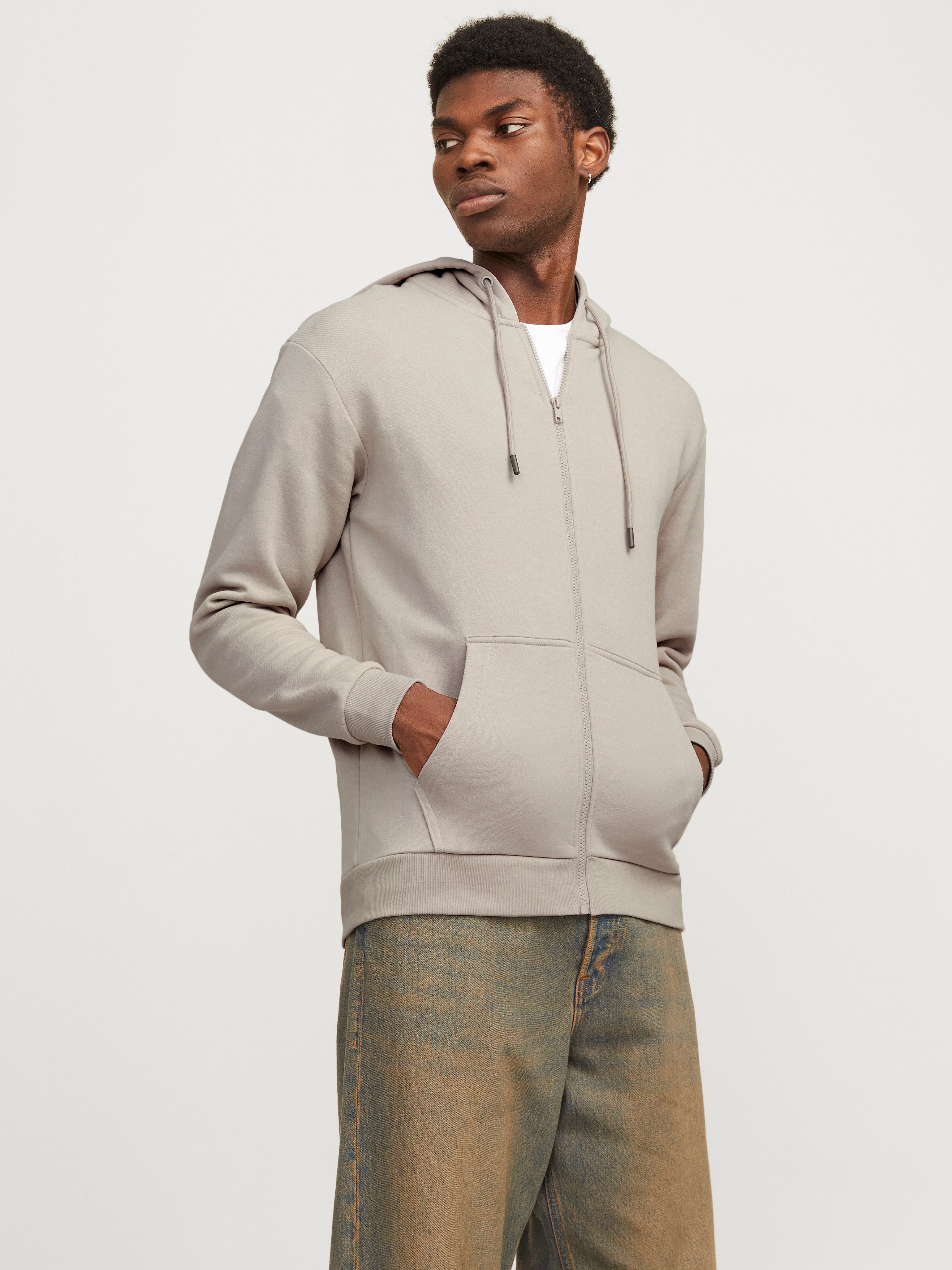 Jack & Jones Kapuzensweatjacke JJEBRADLEY mit Kapuze, ideal für kalte Jahreszeit Materialmix, relaxed fit
