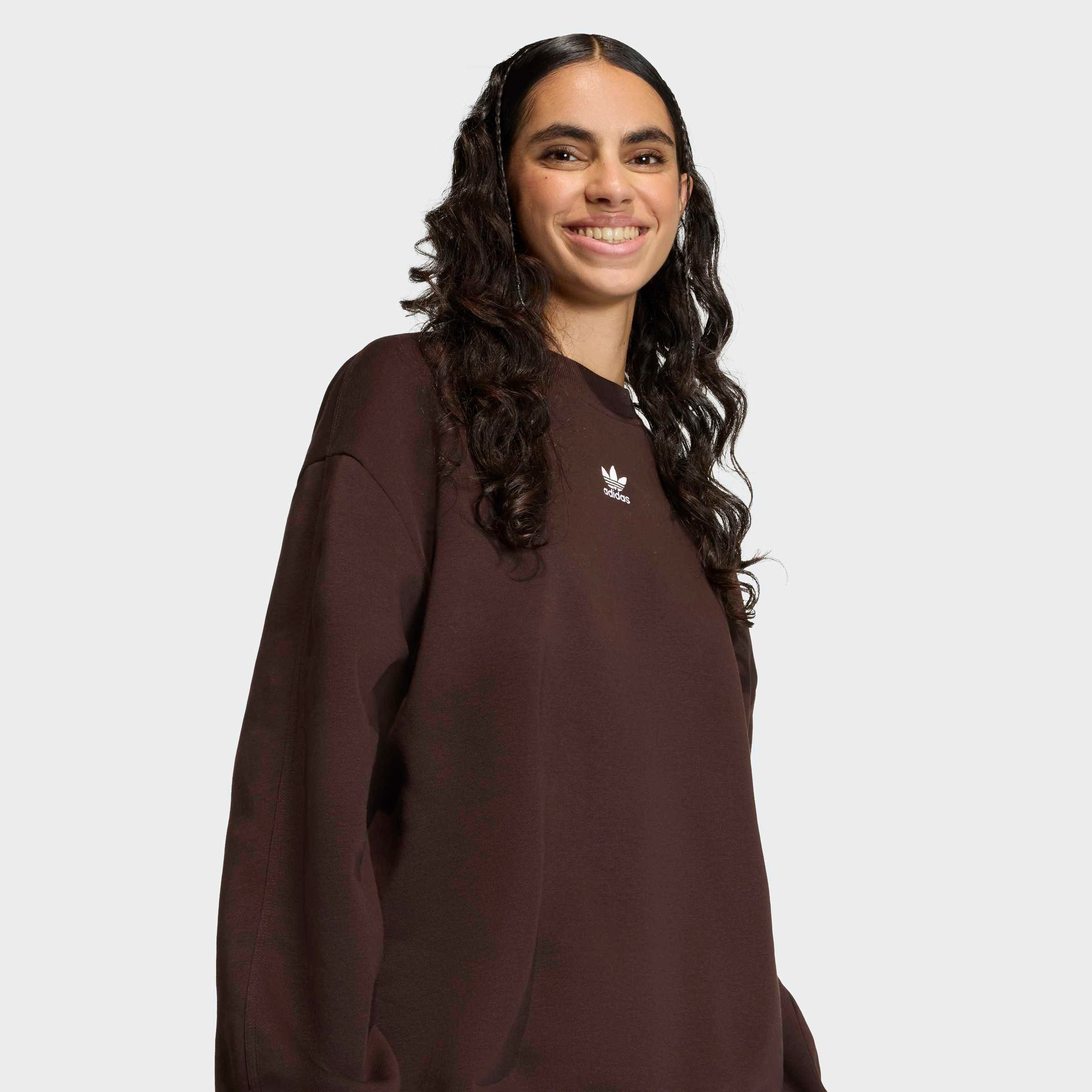 adidas Originals Sweatshirt ESS CREW FL OS mit sportlichem Stil, aus Baumwolle