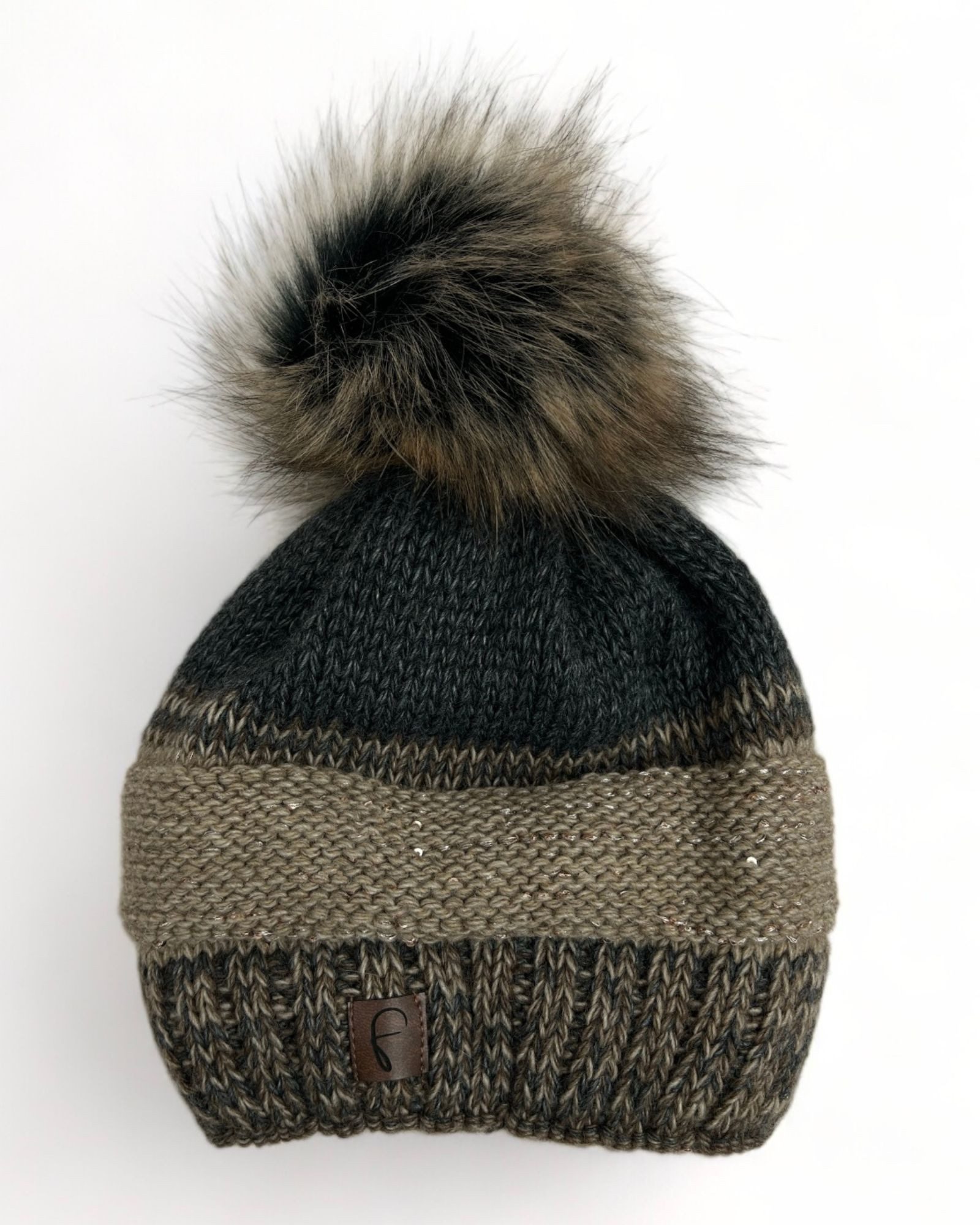Bommelmütze LIRIA - Wintermütze mit Pailletten und Bommel - Mütze
