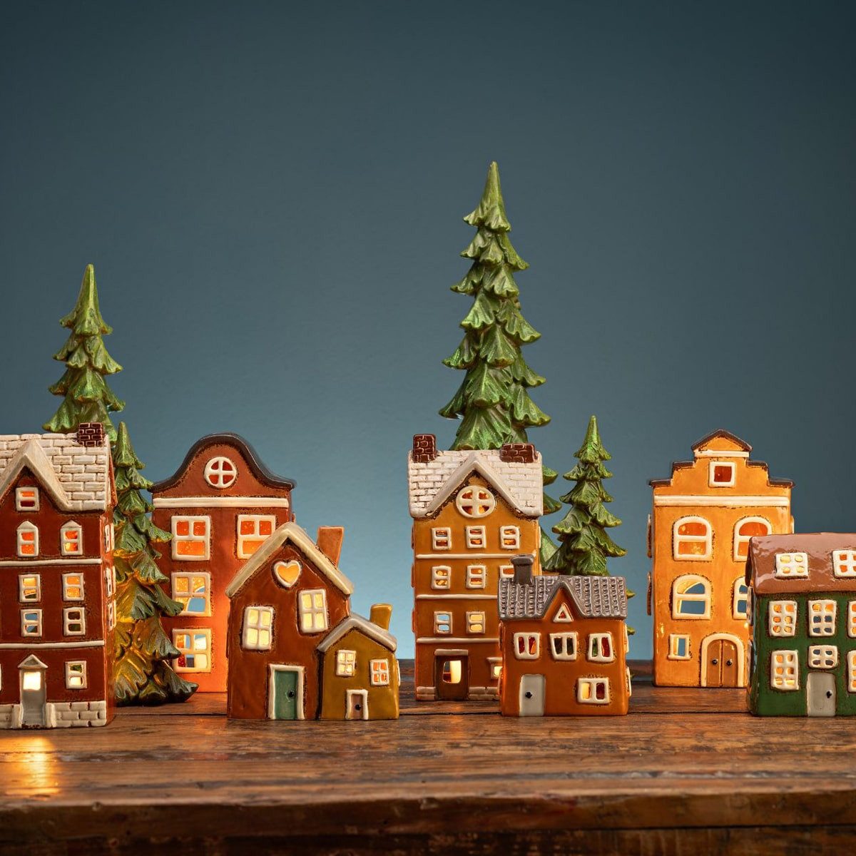 matches21 HOME & HOBBY Bilderrahmen Rotes Windlicht Dekohaus Teelichthaus aus Steingut, 13x22x9 cm, (1 St), Lichterhaus als festliche Weihnachts- und Herbstdeko – Bild 2 von 3