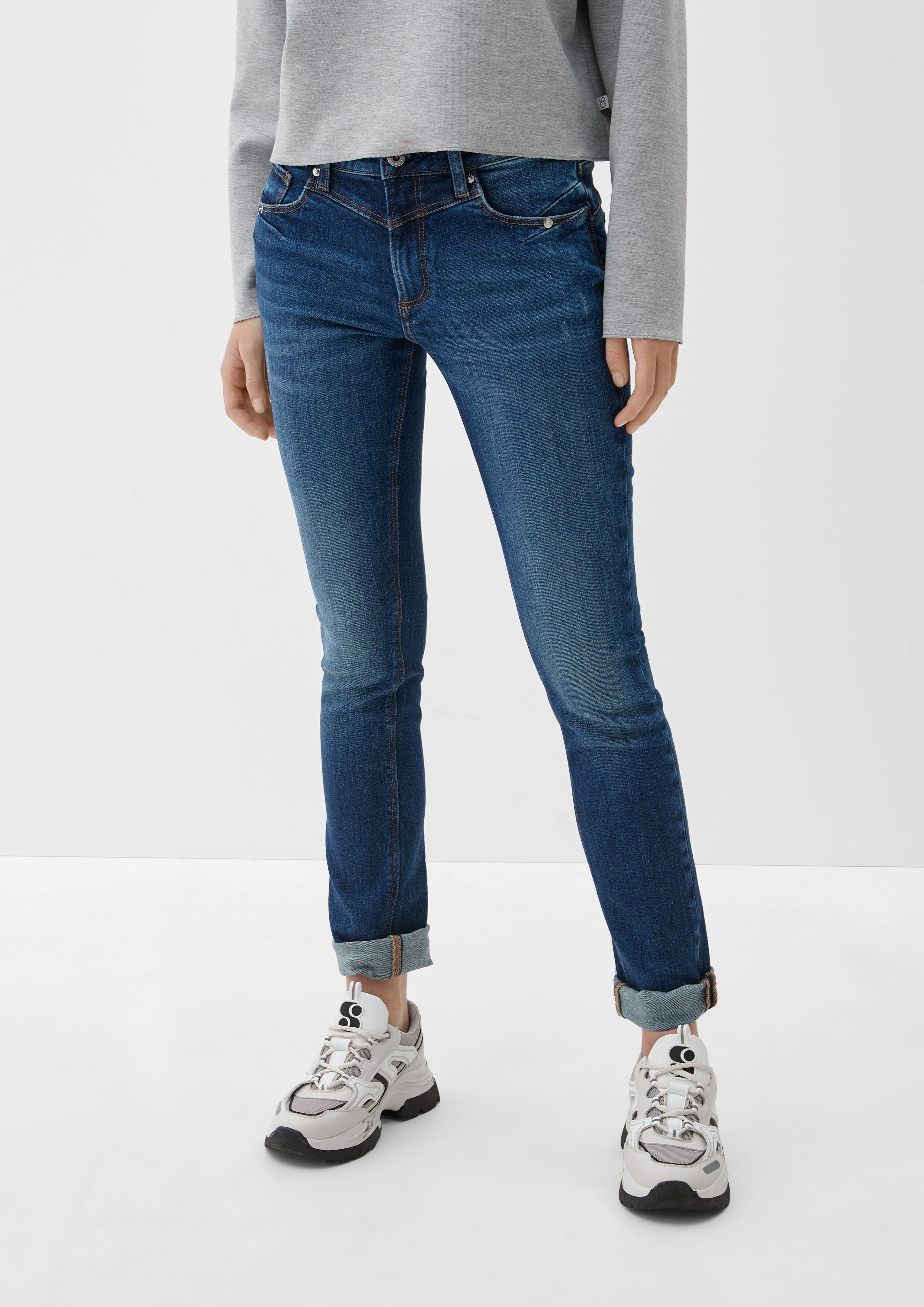 QS Stoffhose Jeans Catie / Slim Fit / Mid Rise / Slim Leg Waschung