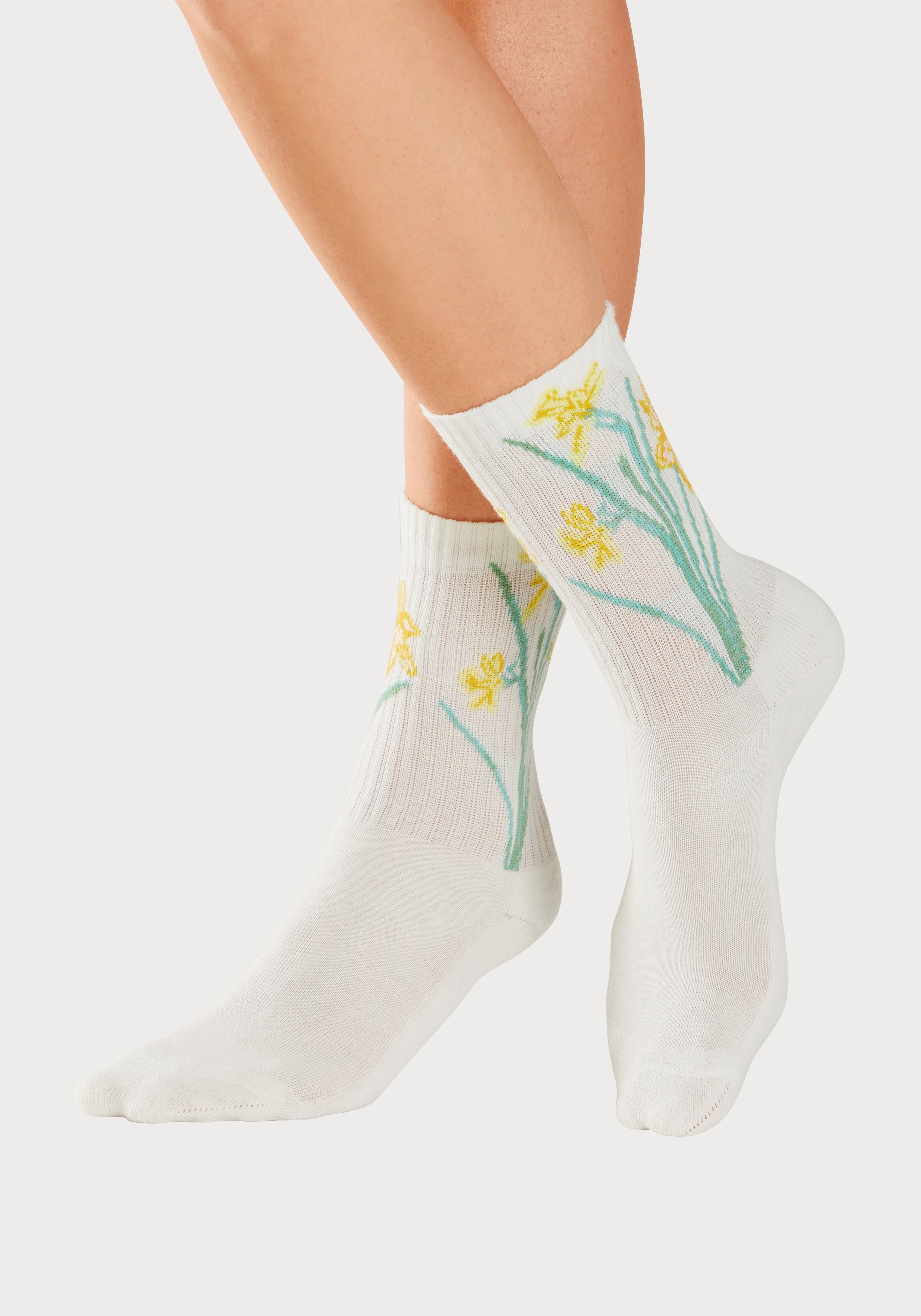 LASCANA Basicsocken Blumen Motiven mit eingestrickten 4x (Packung, 4-Paar) ecru