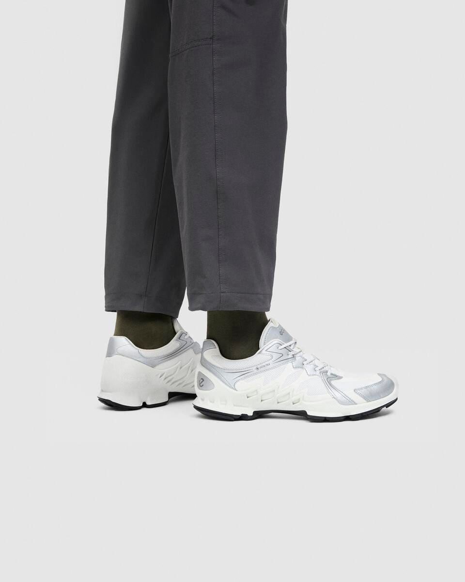 Ecco Biom Aex GTX (wasserdicht) weiss/silber Herren Sneaker