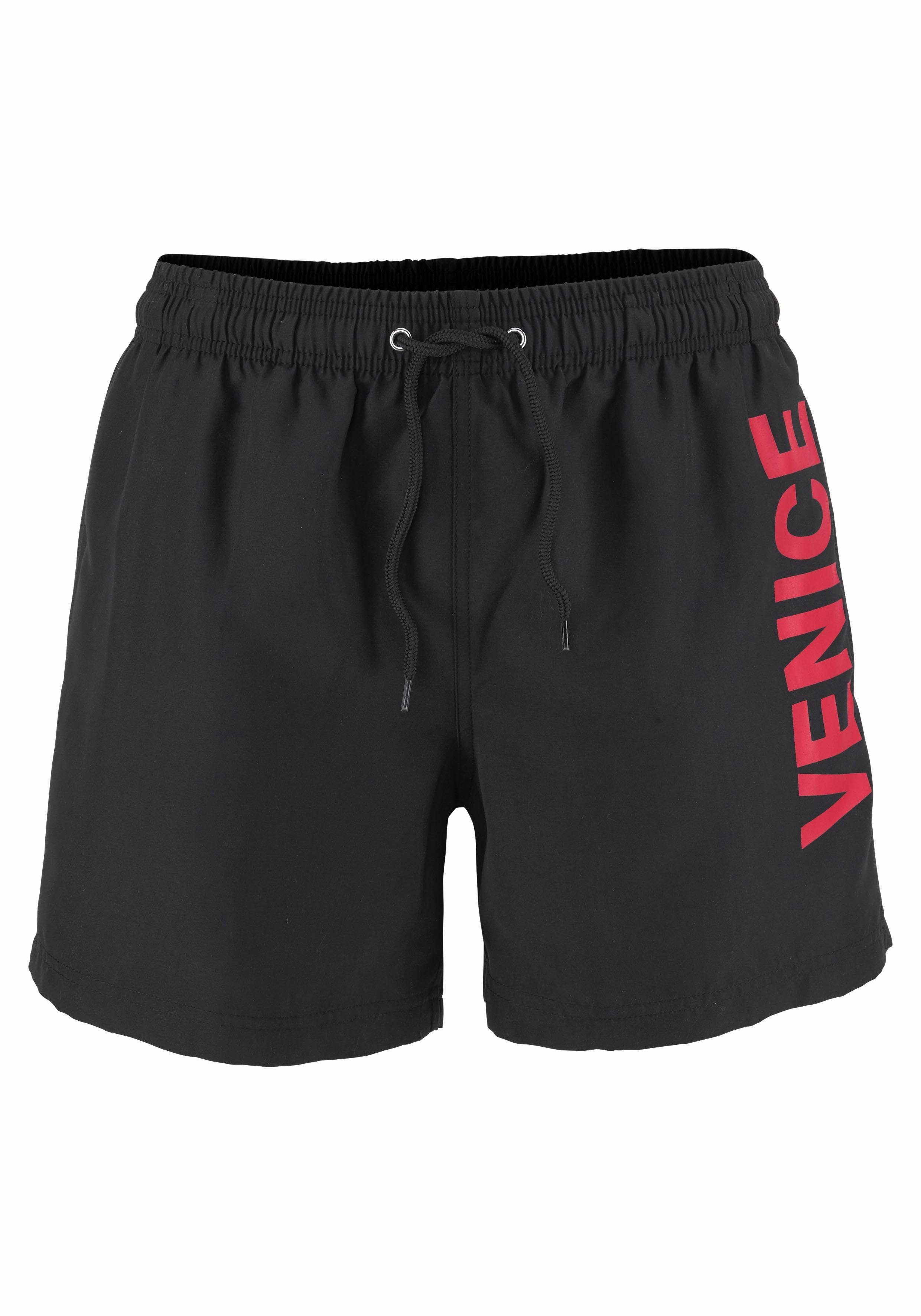 Logodruck Venice mit schwarz Badeshorts Beach