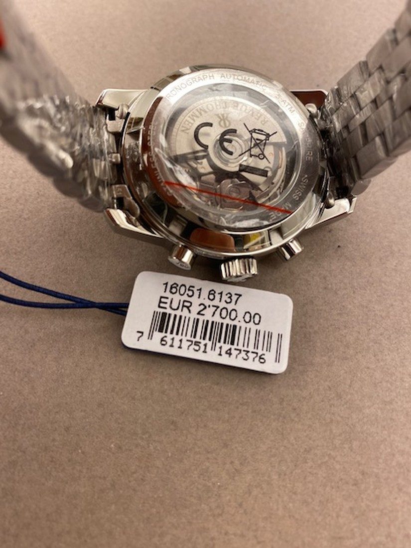 Revue Thommen Automatikuhr 160.516.137