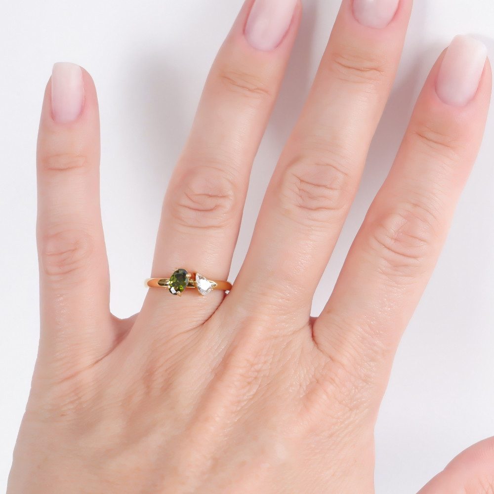 SHELAGO Fingerring - Damen Ring Edelstahl vergoldet mit grünem & weißem Zir günstig online kaufen