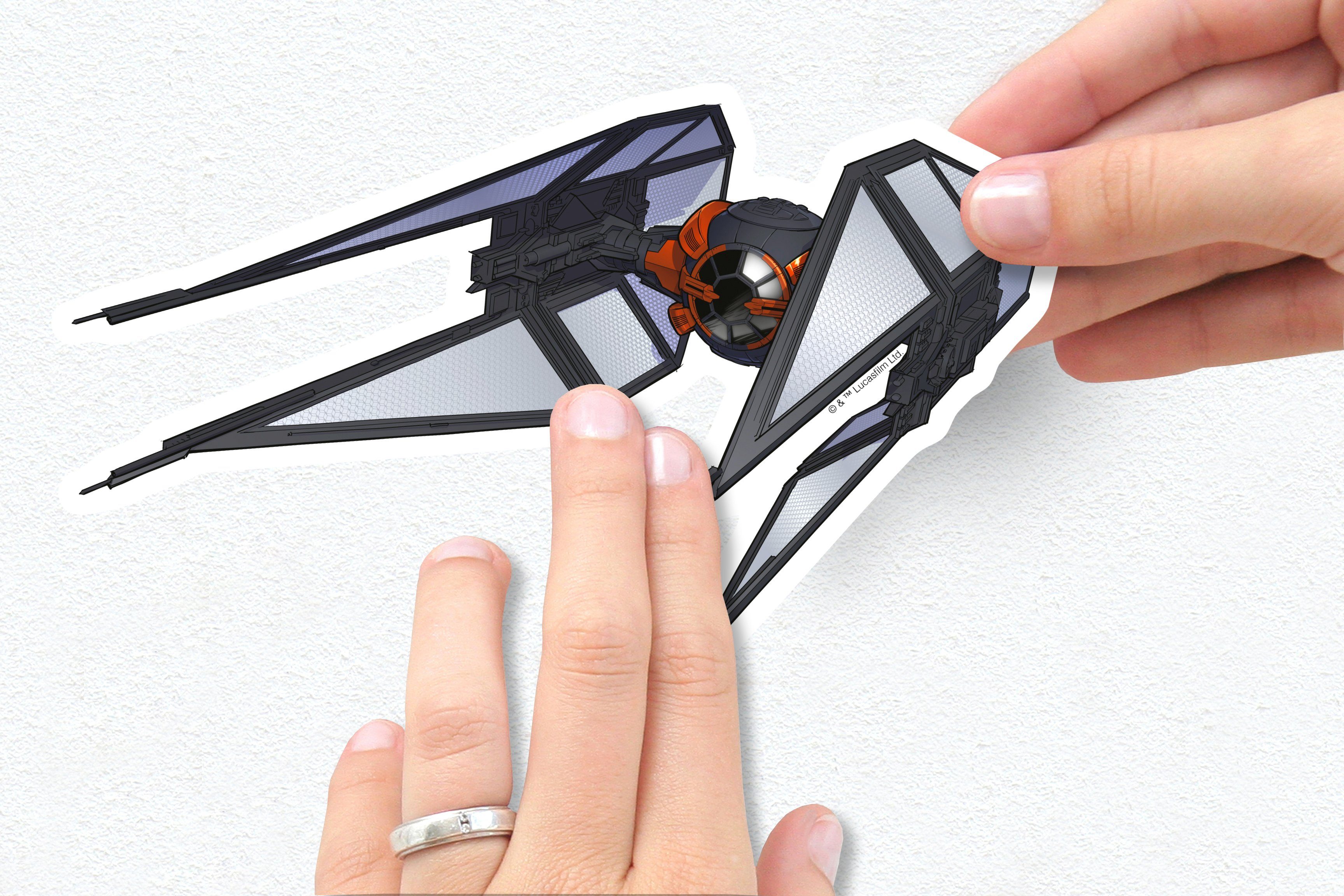 Komar Wandtattoo Star Wars Spaceship - Größe 50 x 70 cm (15 St), selbstklebend, Wandsticker, Kinderzimmer