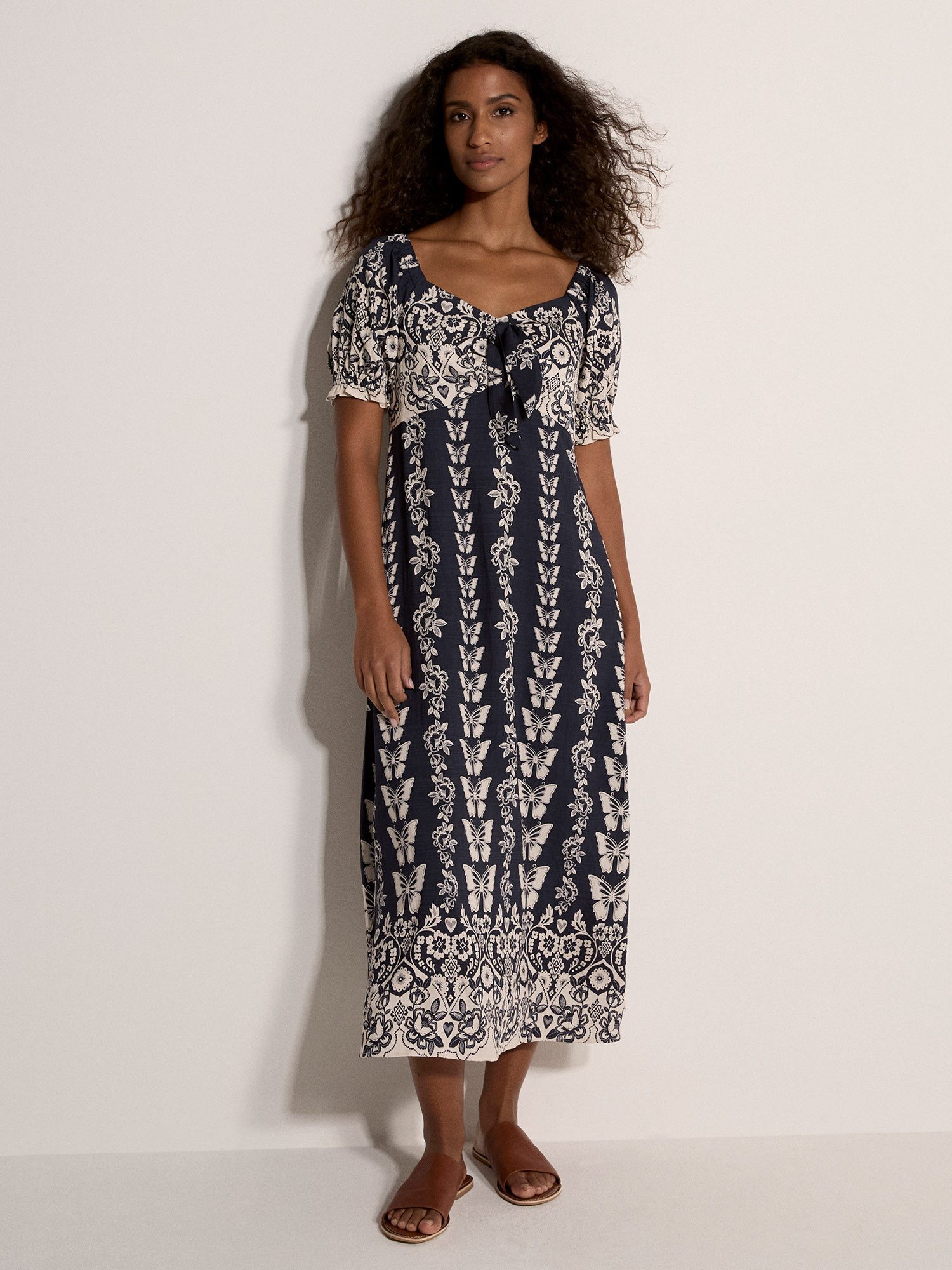 Apricot Midikleid Midi-Kleid mit Schmetterlingsbordüre . Schleife
