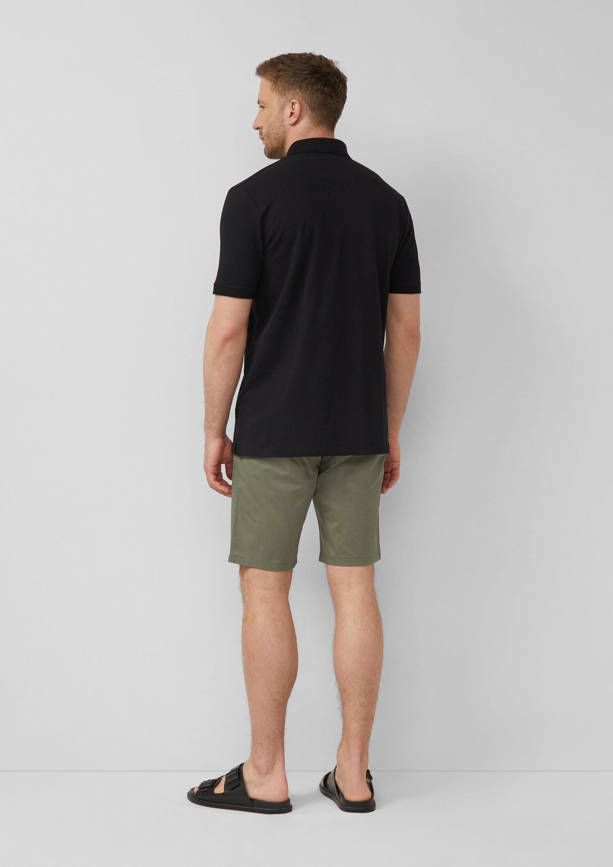 s.Oliver Shorts Bermuda Elastische Shorts aus feinem Baumwollstretch