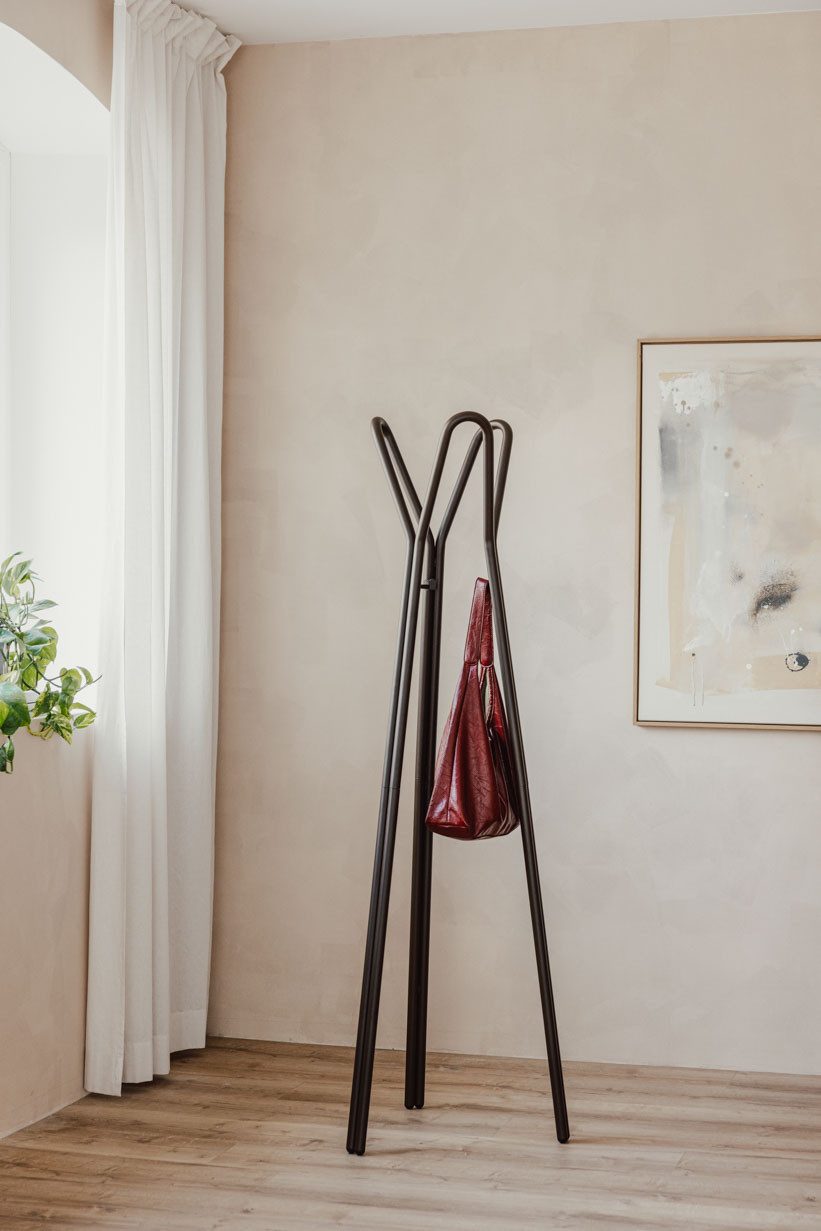 Metallbude Garderobenständer CHARLES, platzsparende Standgarderobe, robustes und minimalistisches Design