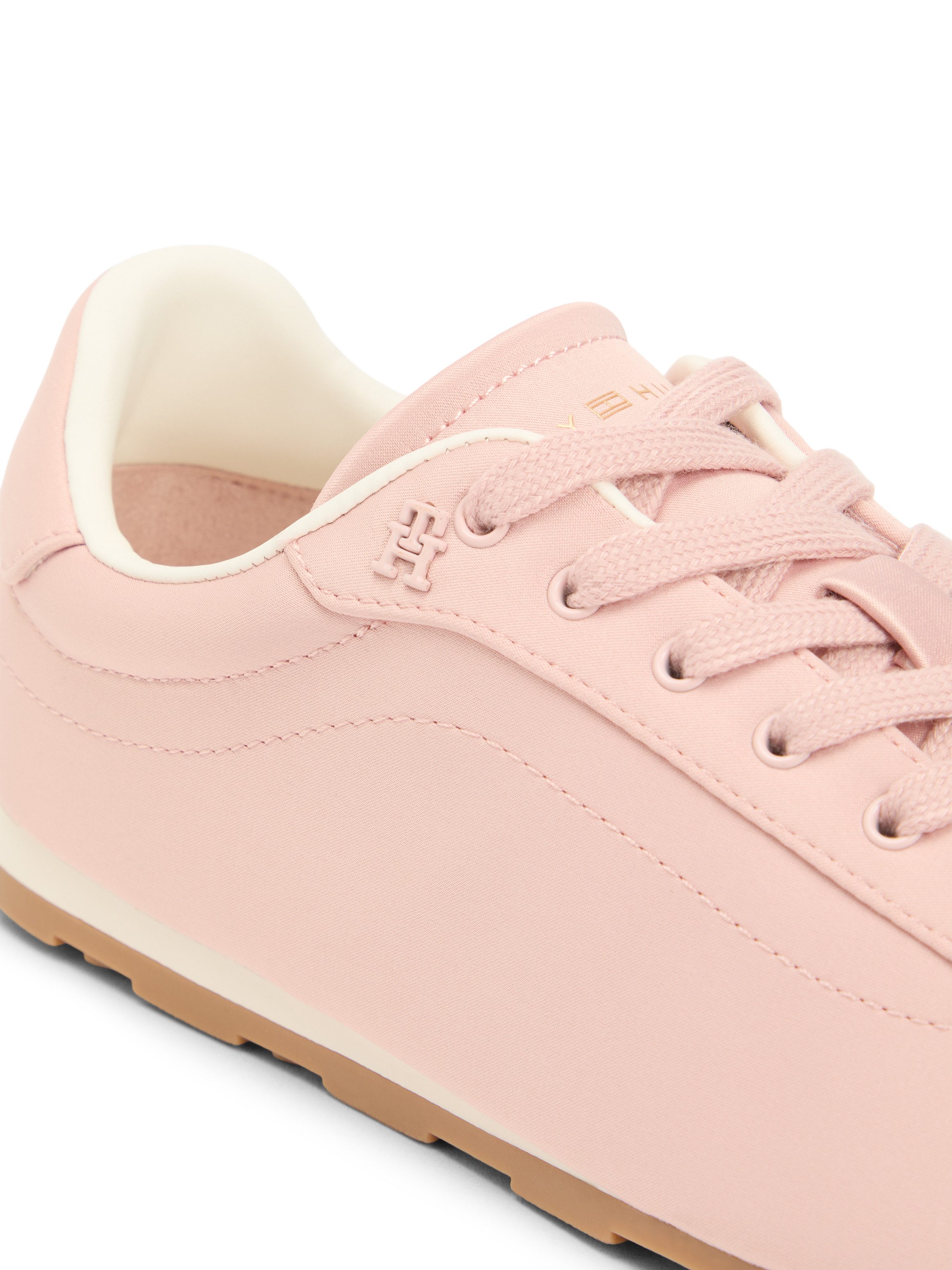Tommy Hilfiger TH BELLA LOW RUNNER SATIN Sneaker Freizeitschuh, Halbschuh, Schnürer mit seitlichem TH-Logo