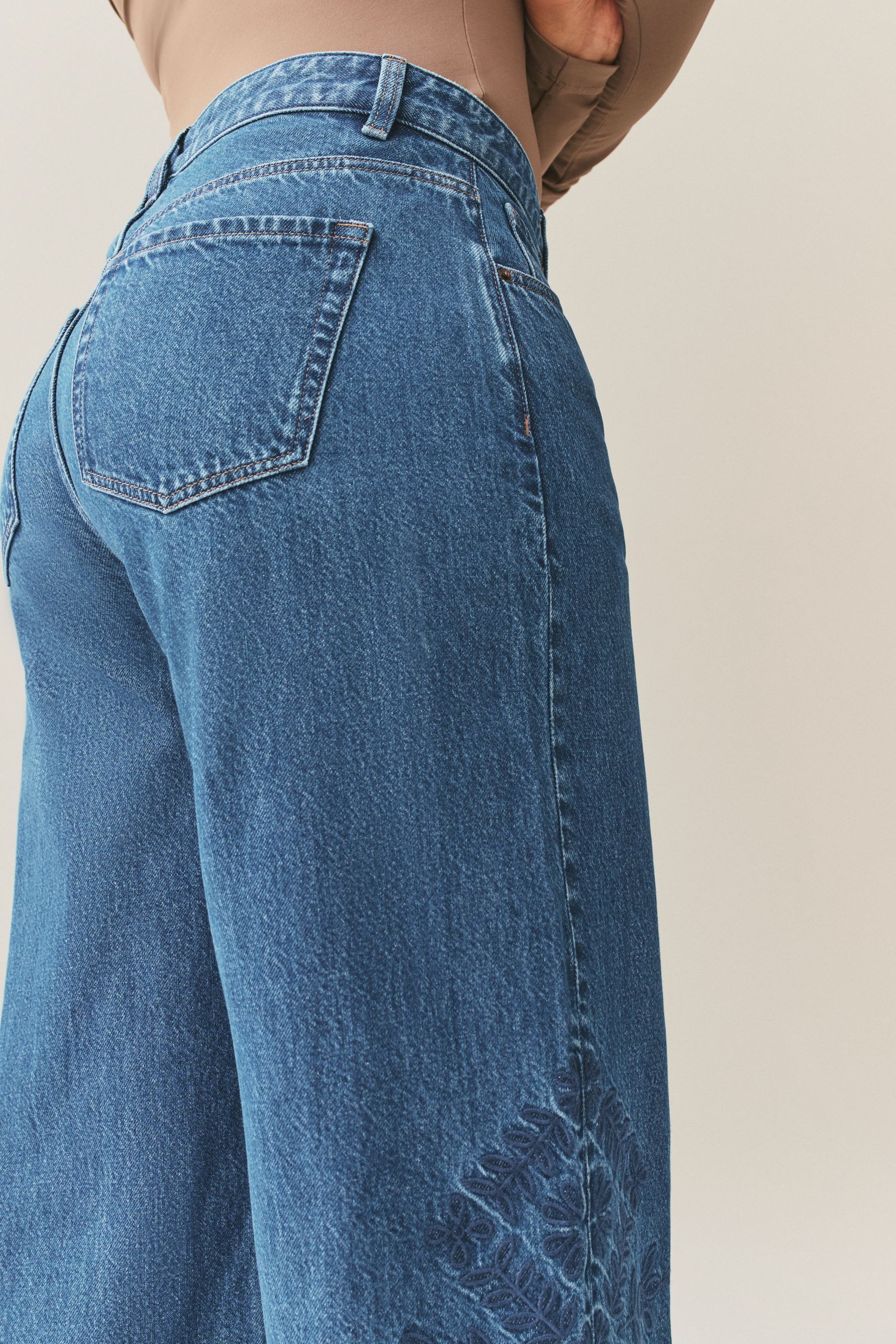 Next Weite Jeans Hourglass Jeans mit weitem Bein (1-tlg)
