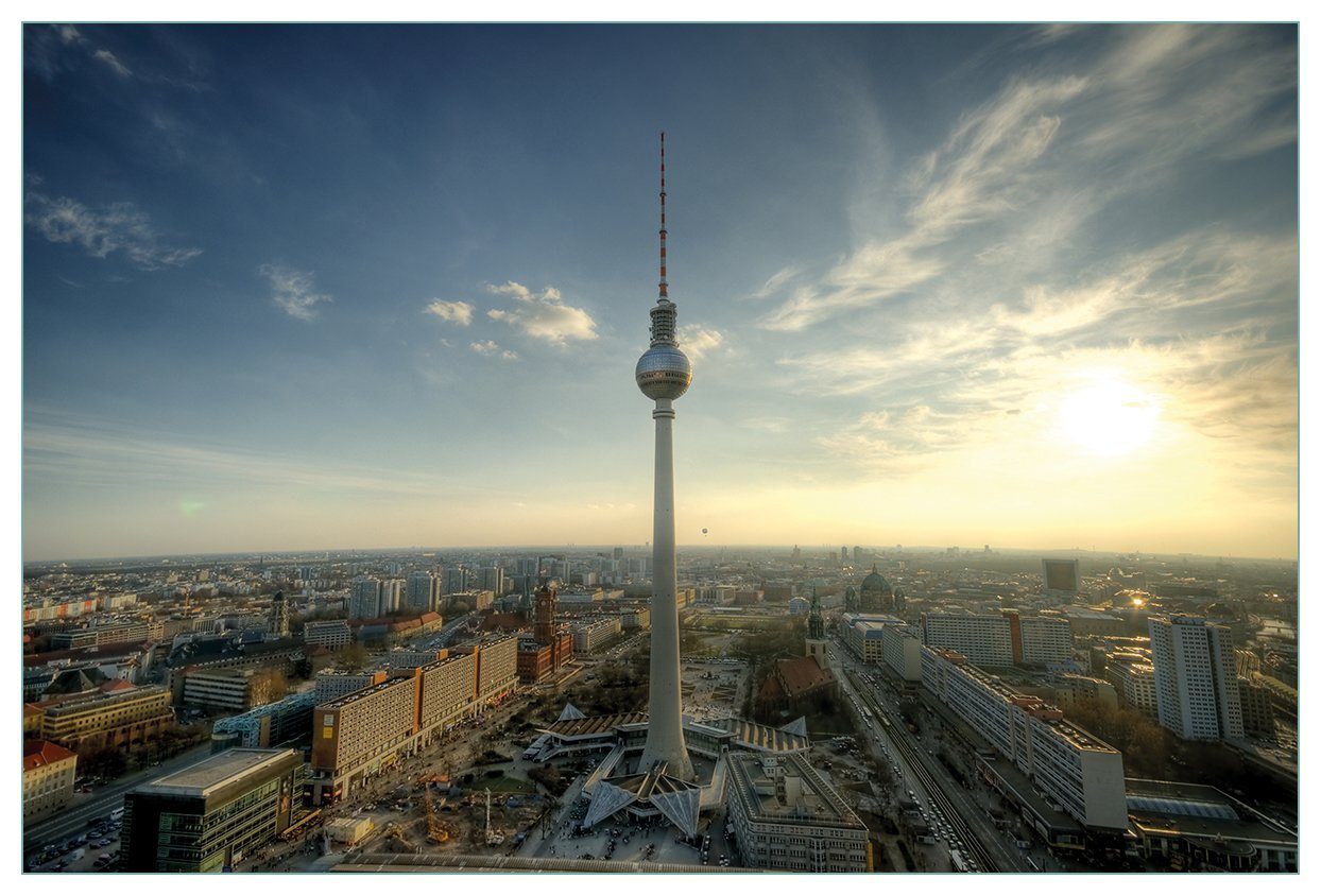 Wallario Küchenrückwand Fernsehturm Berlin mit Panoramablick über die Stadt, (1-tlg)