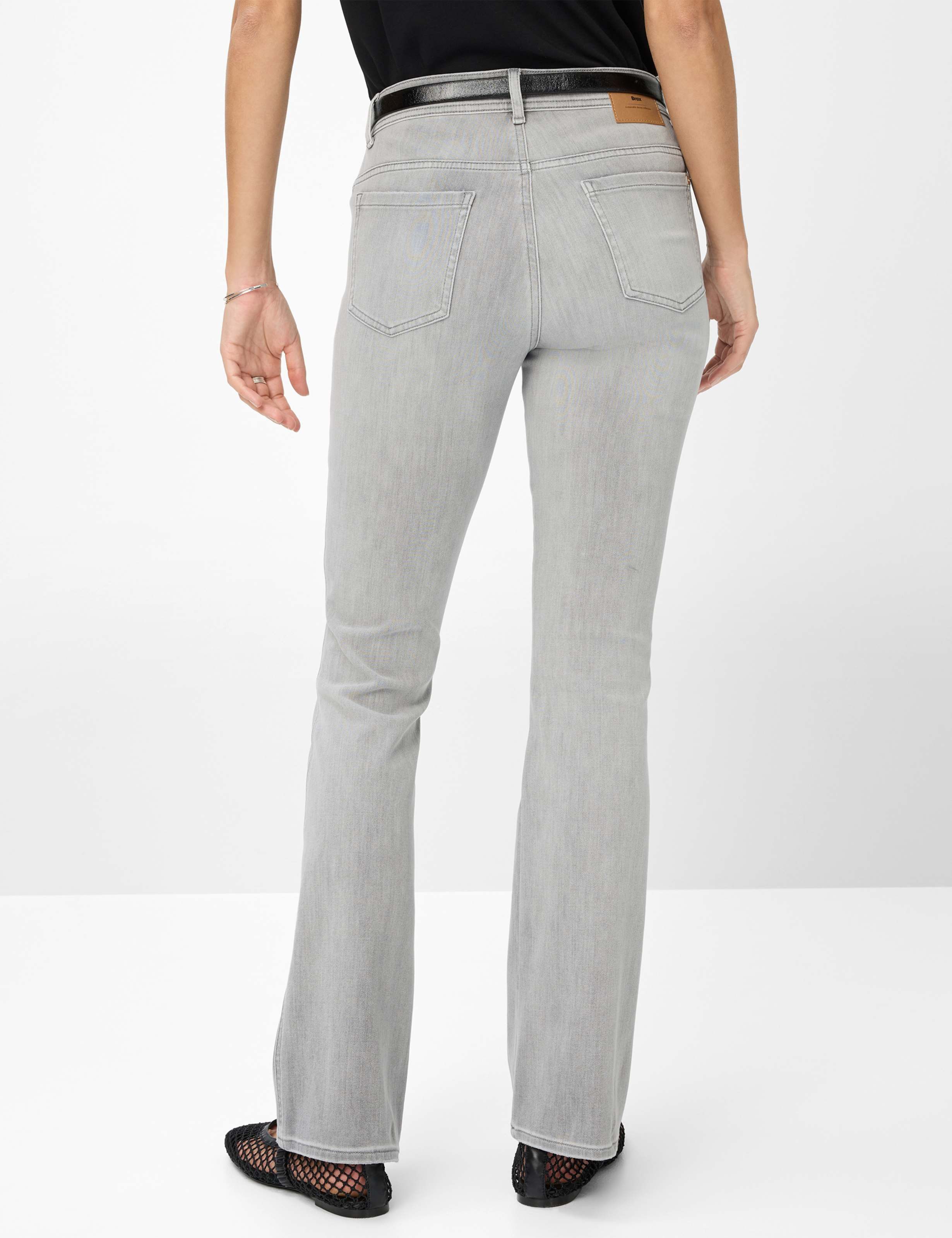 BRAX Style Shakira C Free To Move Lightweight Jeans, Used Light Blue, 32W x 32L Donna