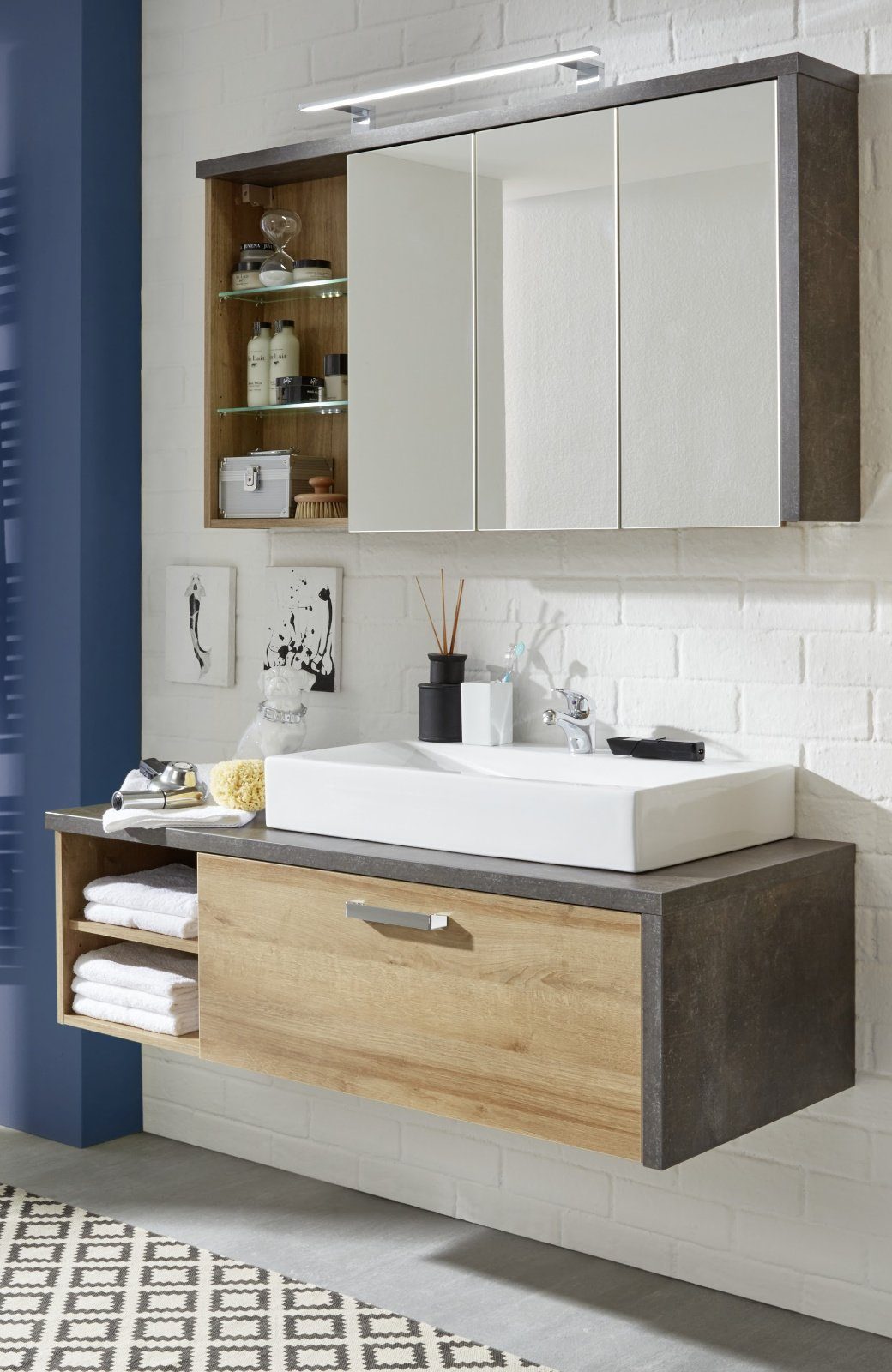 Waschtisch Soft-Close, Spiegelschrank, Bestehend cm Breite aus Badezimmer-Set 123 (Komplett-Set, Bay, Waschbecken), und trendteam
