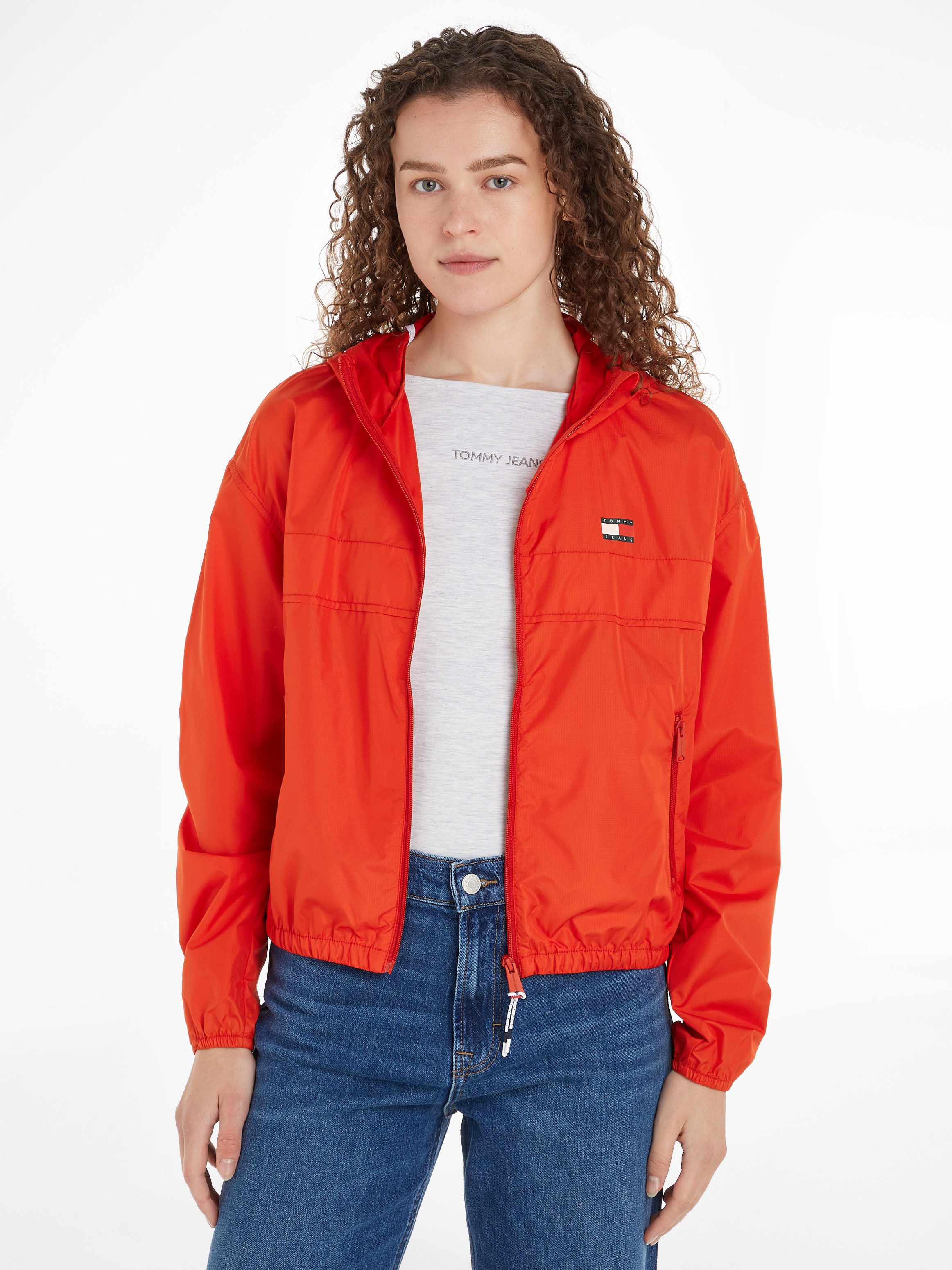 Tommy Jeans Windbreaker TJW CRP LT CHICAGO in modischer Cropped Form