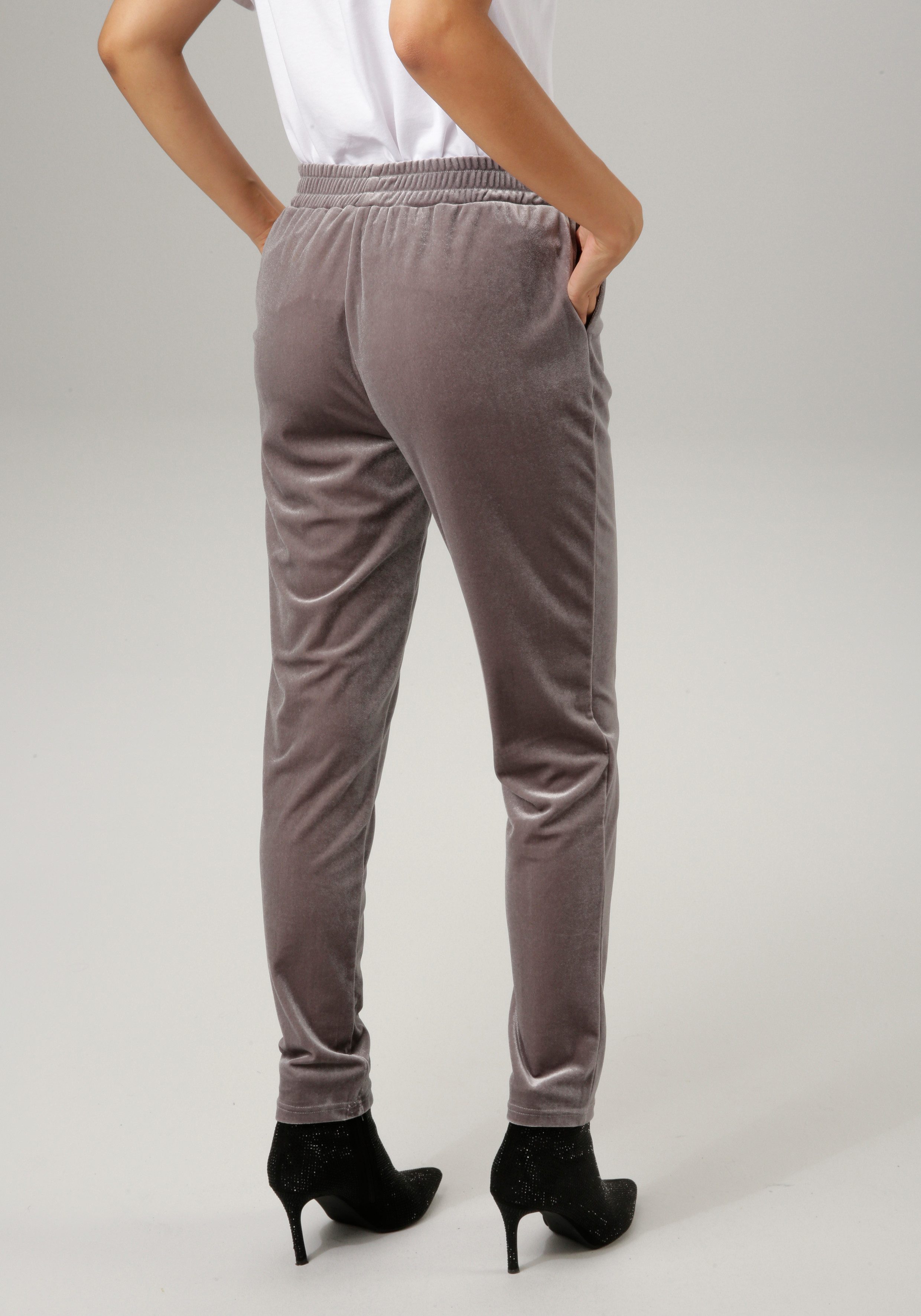 Aniston CASUAL Schlupfhose aus edlem, glänzenden günstig online kaufen