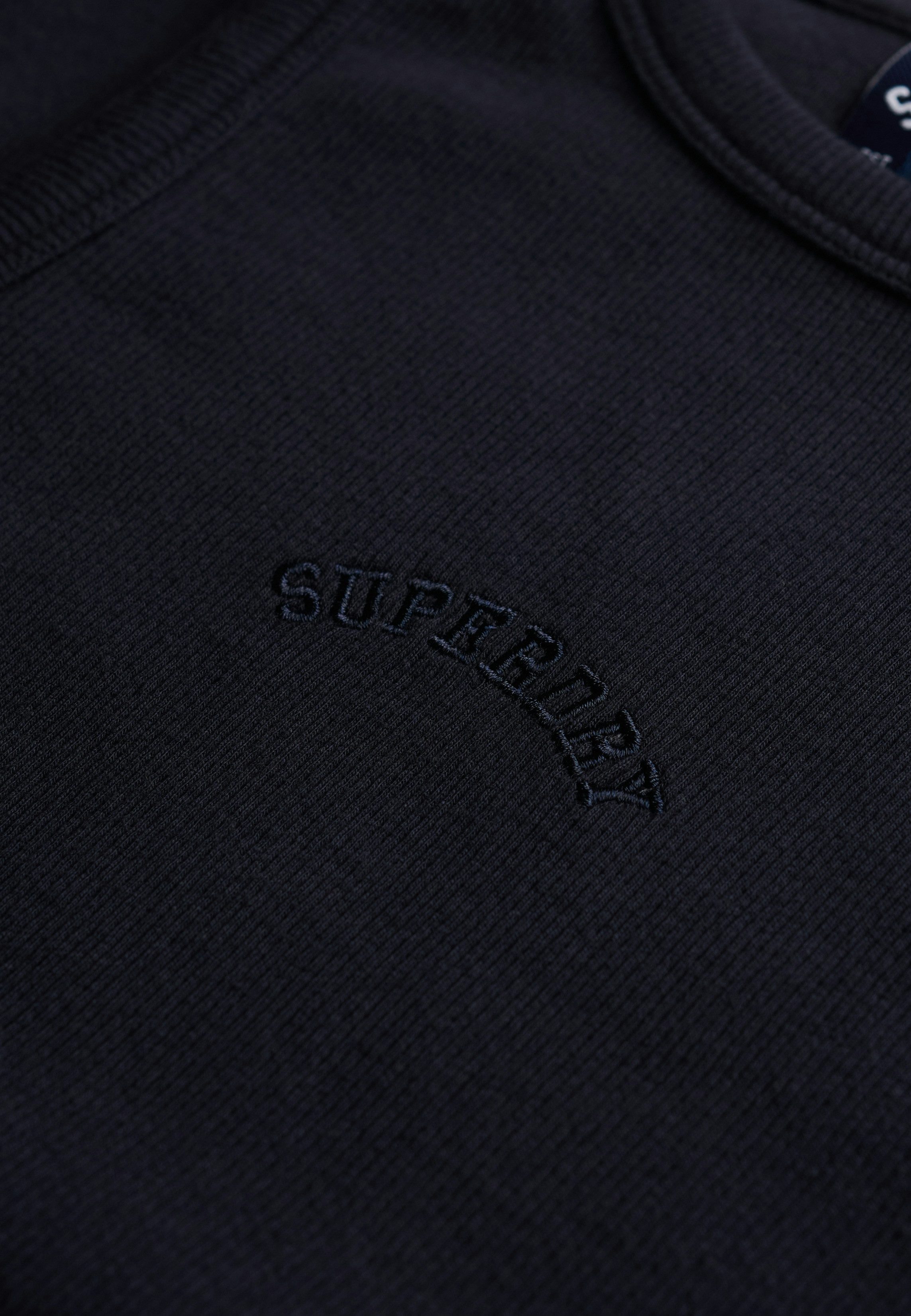 Superdry Tanktop ESSENTIAL LOGO RACER VEST aus Baumwolle, Regular Fit, mit Rundhalsausschnitt, ärmelloses Design