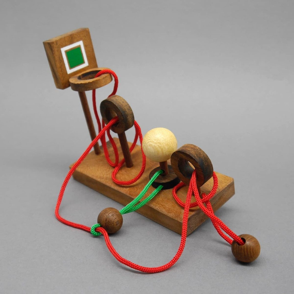ROMBOL Denkspiele Spiel BASKETBALL - mittelschweres Seilpuzzle, Schnurpuzzle, Knobelspiel