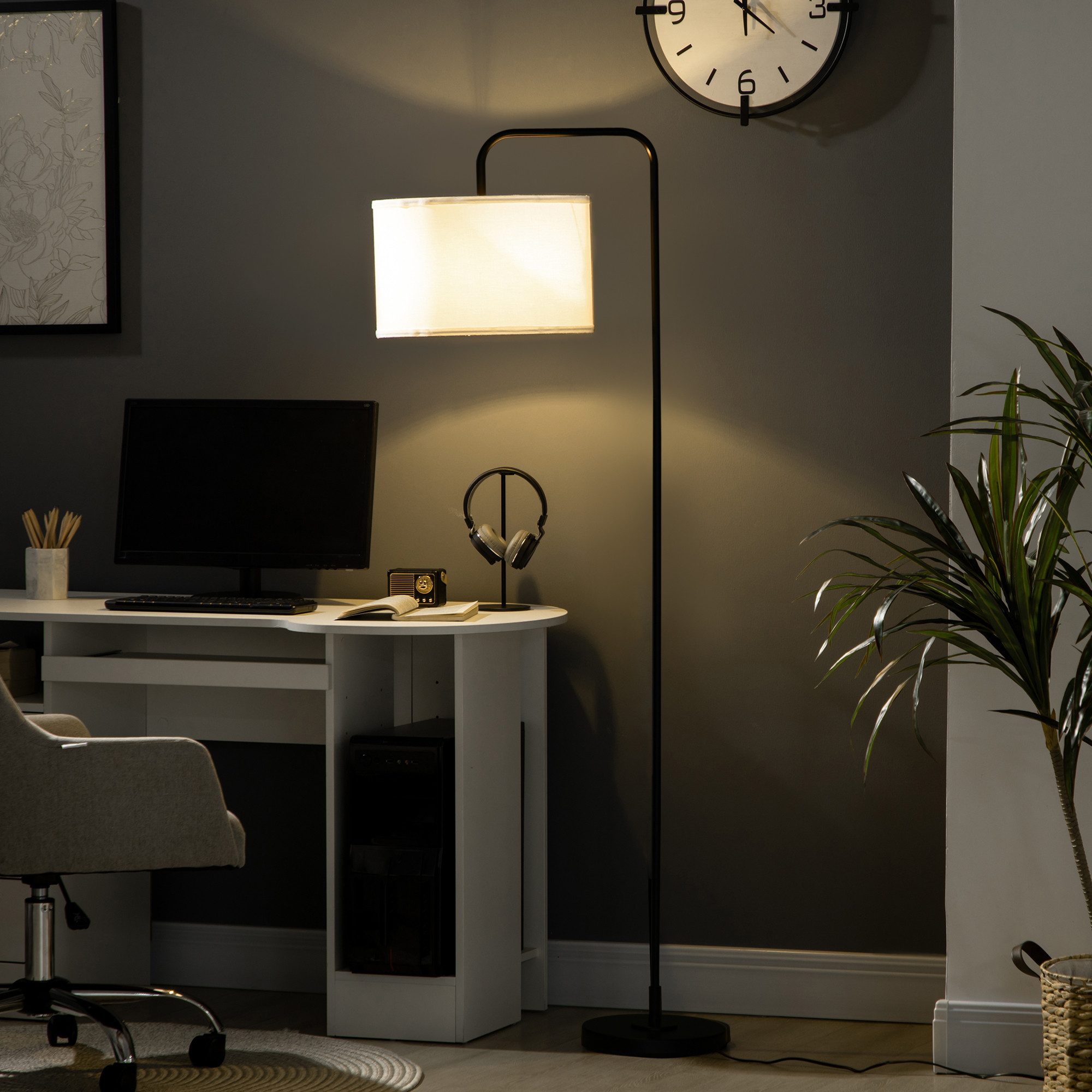HOMCOM Stehlampe Wohnzimmer Stehleuchte mit Stoff-Lampenschirm, Fußschalter, ohne Leuchtmittel, mit Stahlständer für Schlafzimmer, Weiß