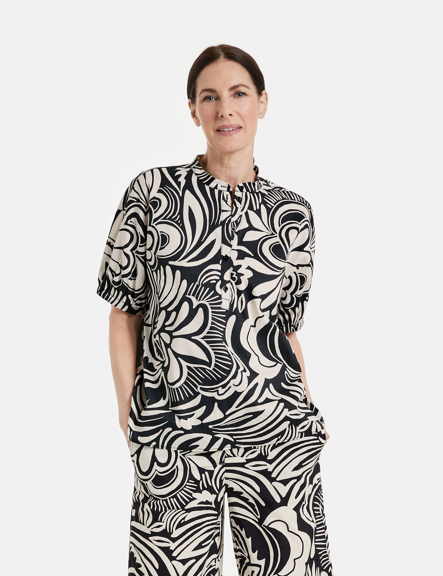 GERRY WEBER Klassische Bluse Legere Bluse mit Allover-Muster