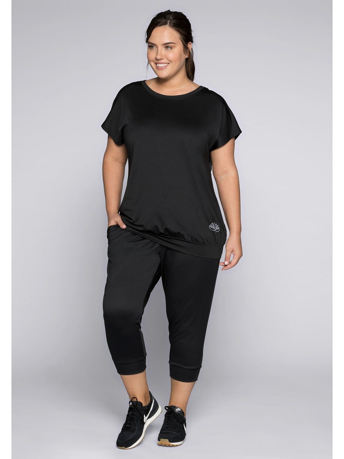 Sheego T-Shirt Größen Große aus Funktionsmaterial schwarz