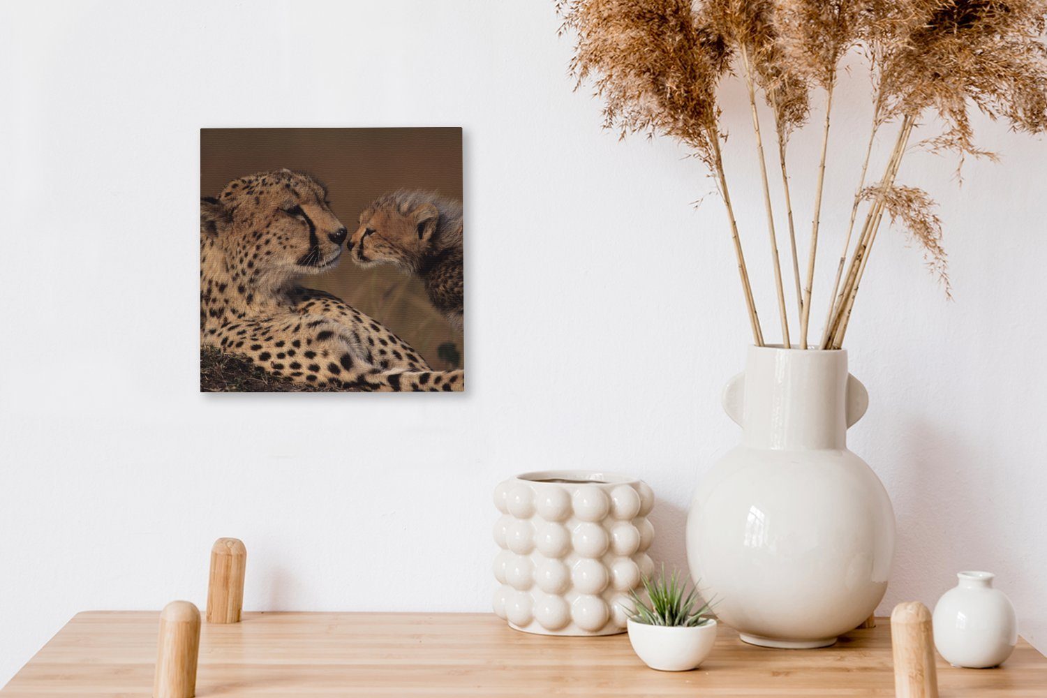 Wohnzimmer Bilder Gepardenmutter für Leinwand (1 OneMillionCanvasses® und Leinwandbild Jungtier, Schlafzimmer St),
