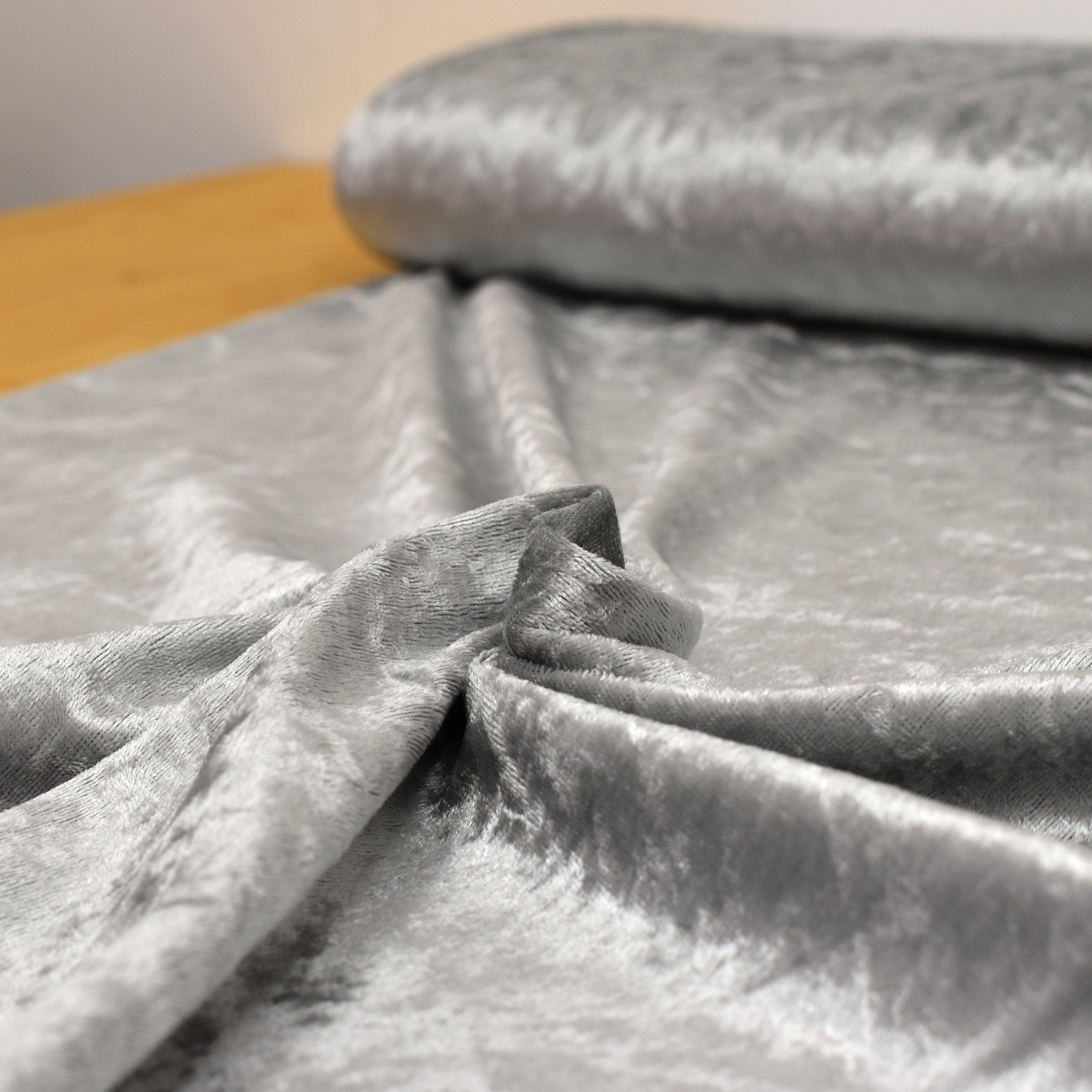 MAGAM-Stoffe Stoff "Katharina", Pannesamt glänzender Samt Kleidung Kissen M günstig online kaufen