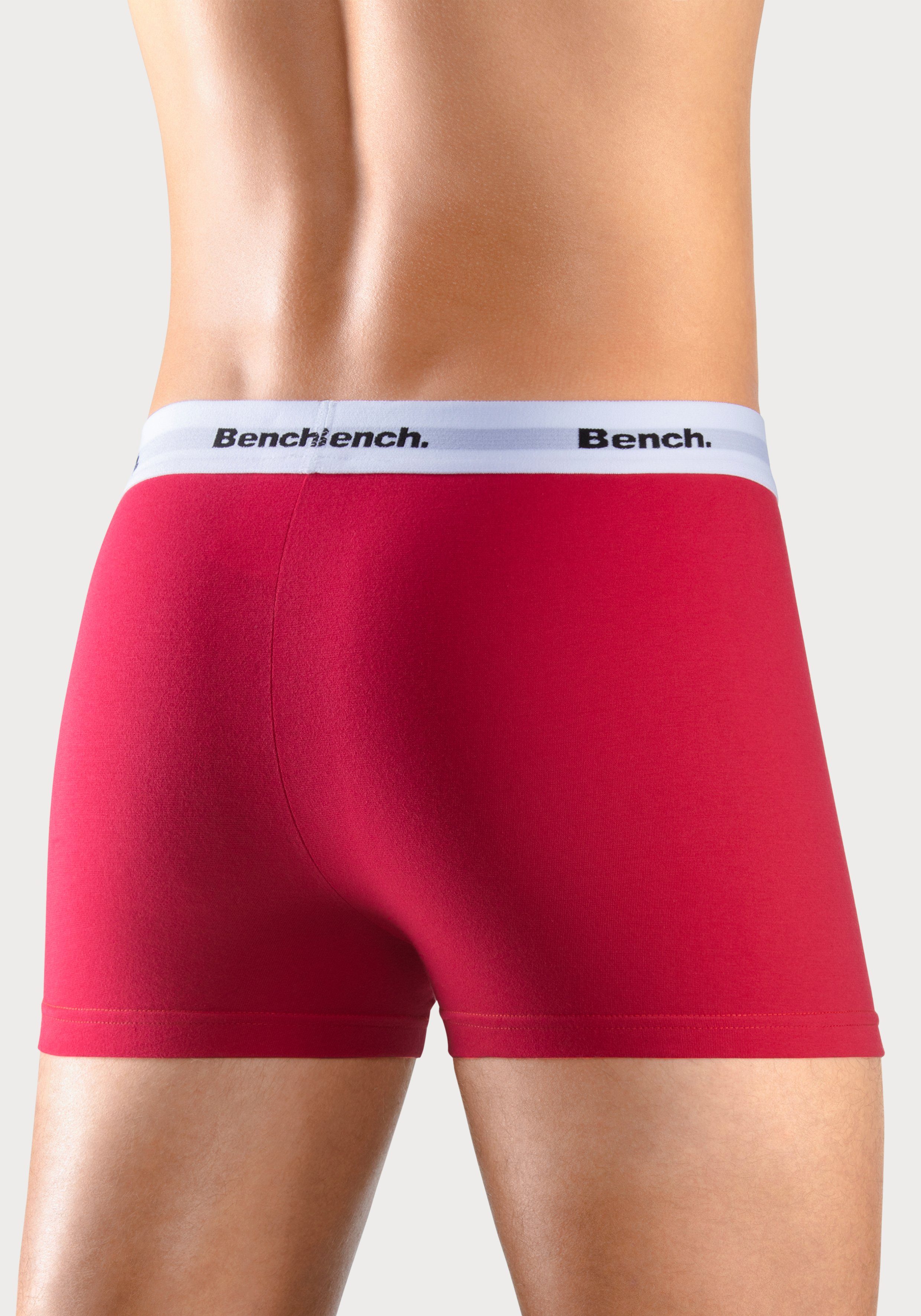 Bench. Boxer (Packung, 4-St) grau-meliert, rot, royalblau, Bund schwarz mit kontrastfarbigem