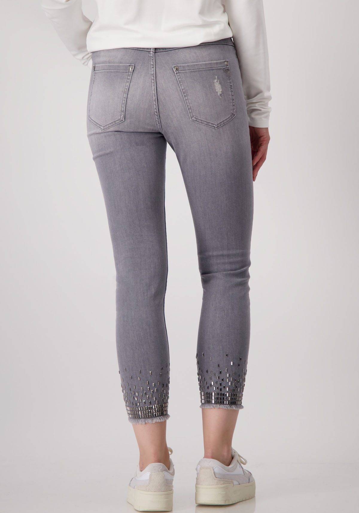 Monari Röhrenjeans mit Glitzersteinchen günstig online kaufen