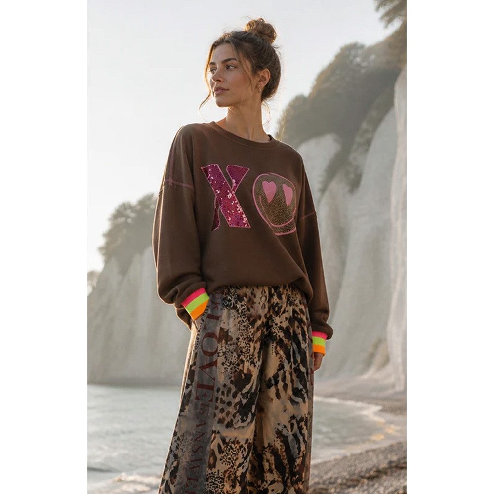 Miss Goodlife Sweatshirt Miss Goodlife Damen MG15042 Roundneck „XO Heartface“ Braun