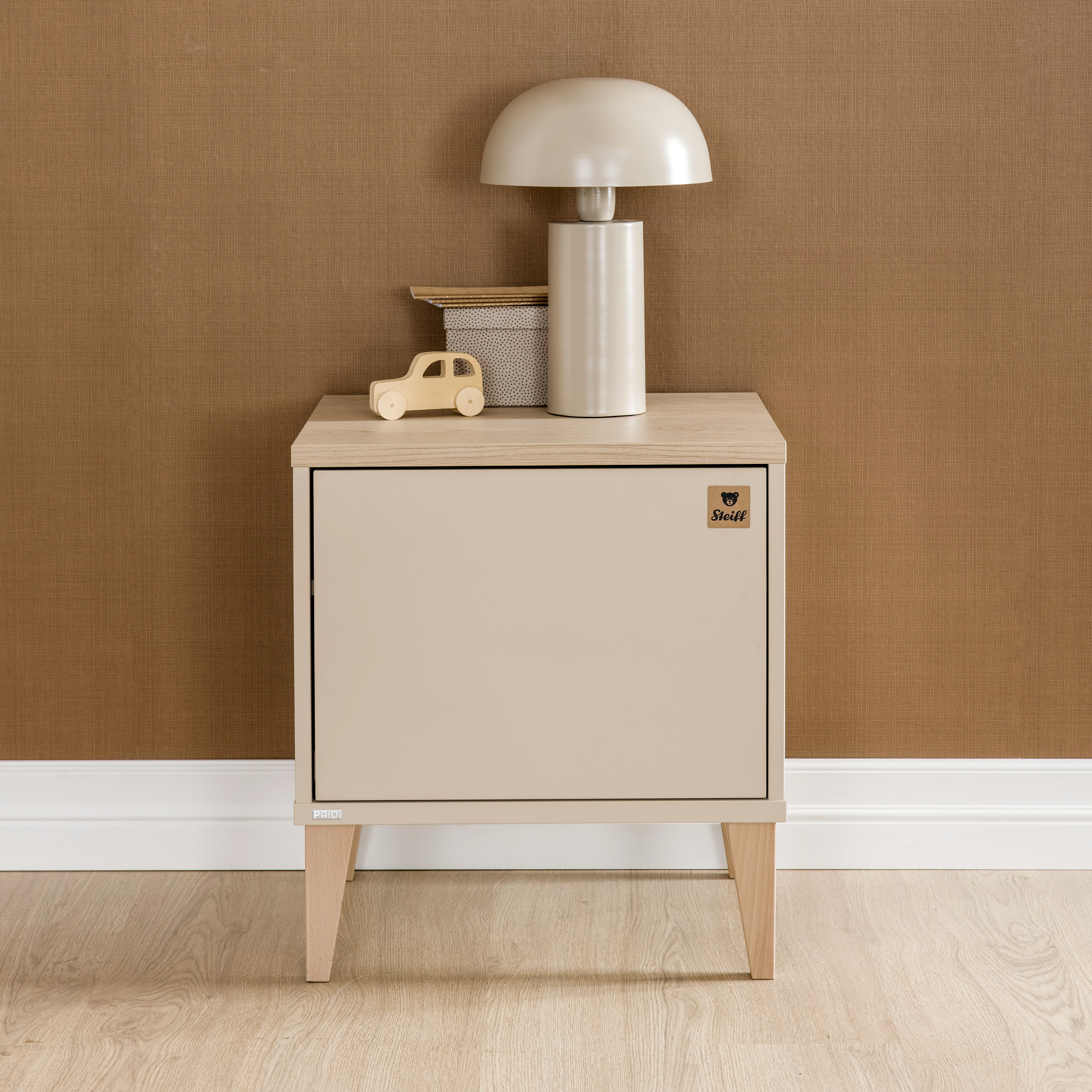 PAIDI Nachtkommode MILA & BEN Steiff by PAIDI, Schublade mit Soft-Close, langlebiger Nachttisch in Beige mit Massivholz-Füßen