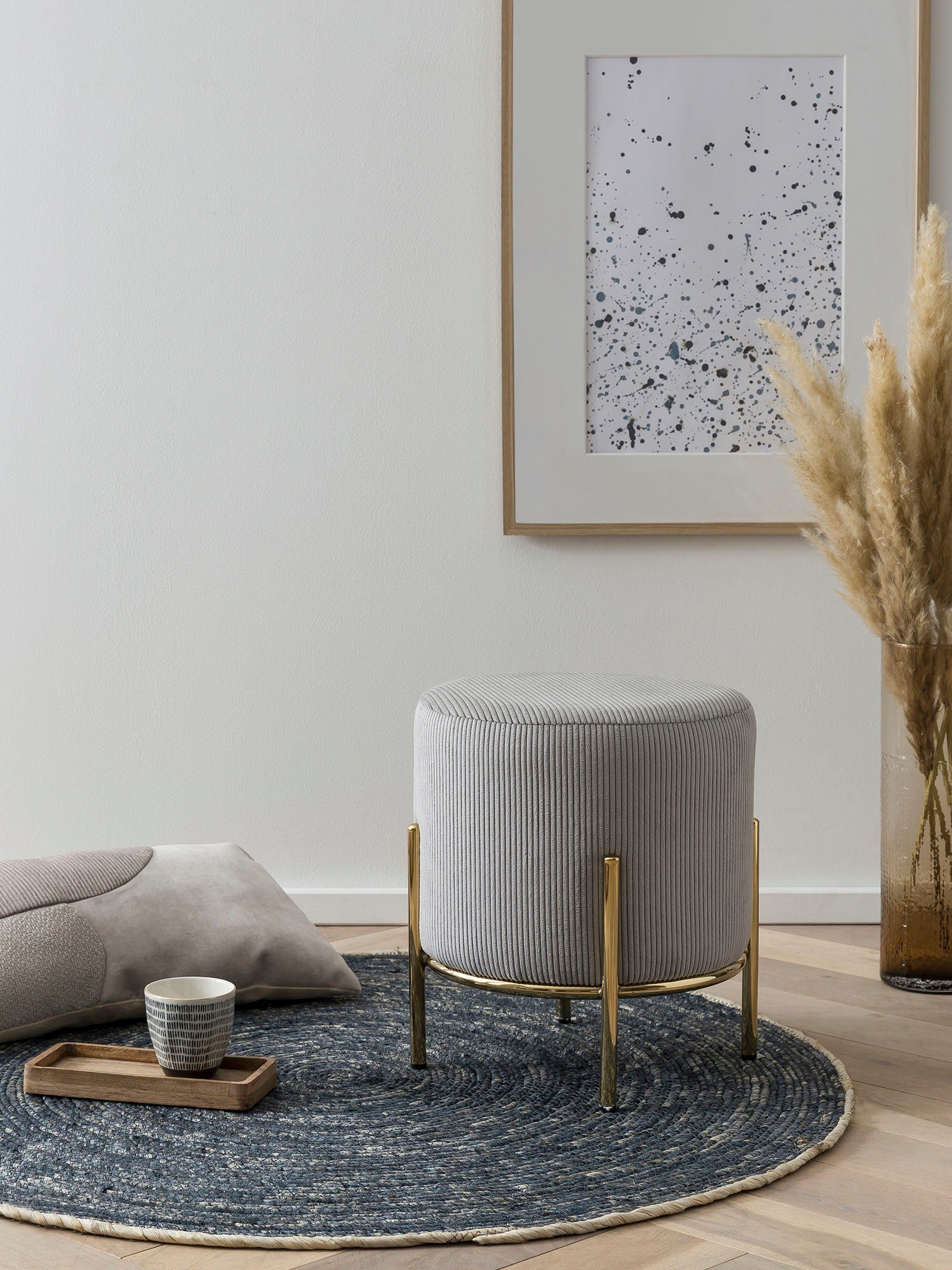 SalesFever Polsterhocker, mit Design-Gestell aus goldfarbenem günstig online kaufen