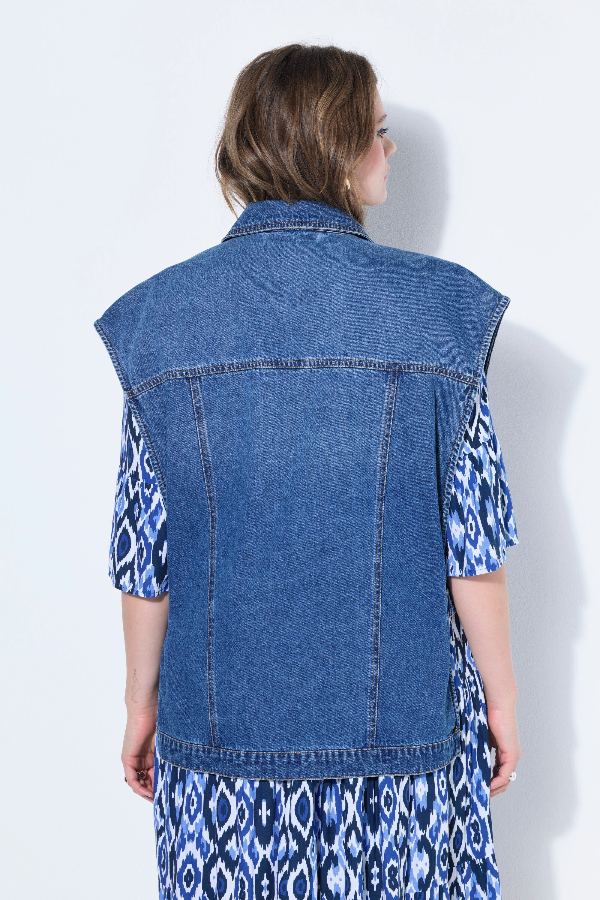 Studio Untold Steppweste Jeansweste oversized offene Seitennähte