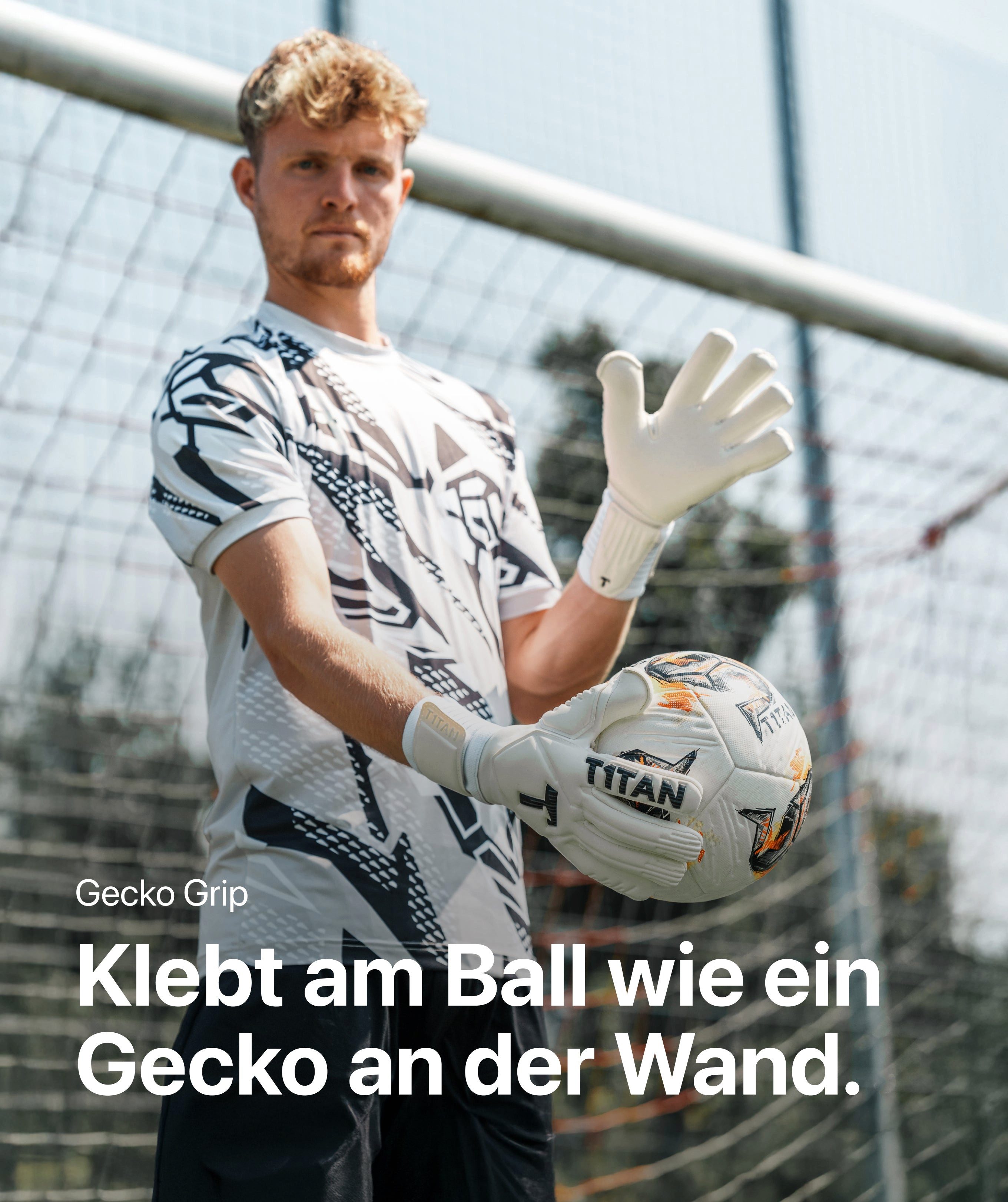T1TAN Torwarthandschuhe Erwachsene Legend White-Out mit Fingerschutz, Größe 6-11 – Bild 4 von 5