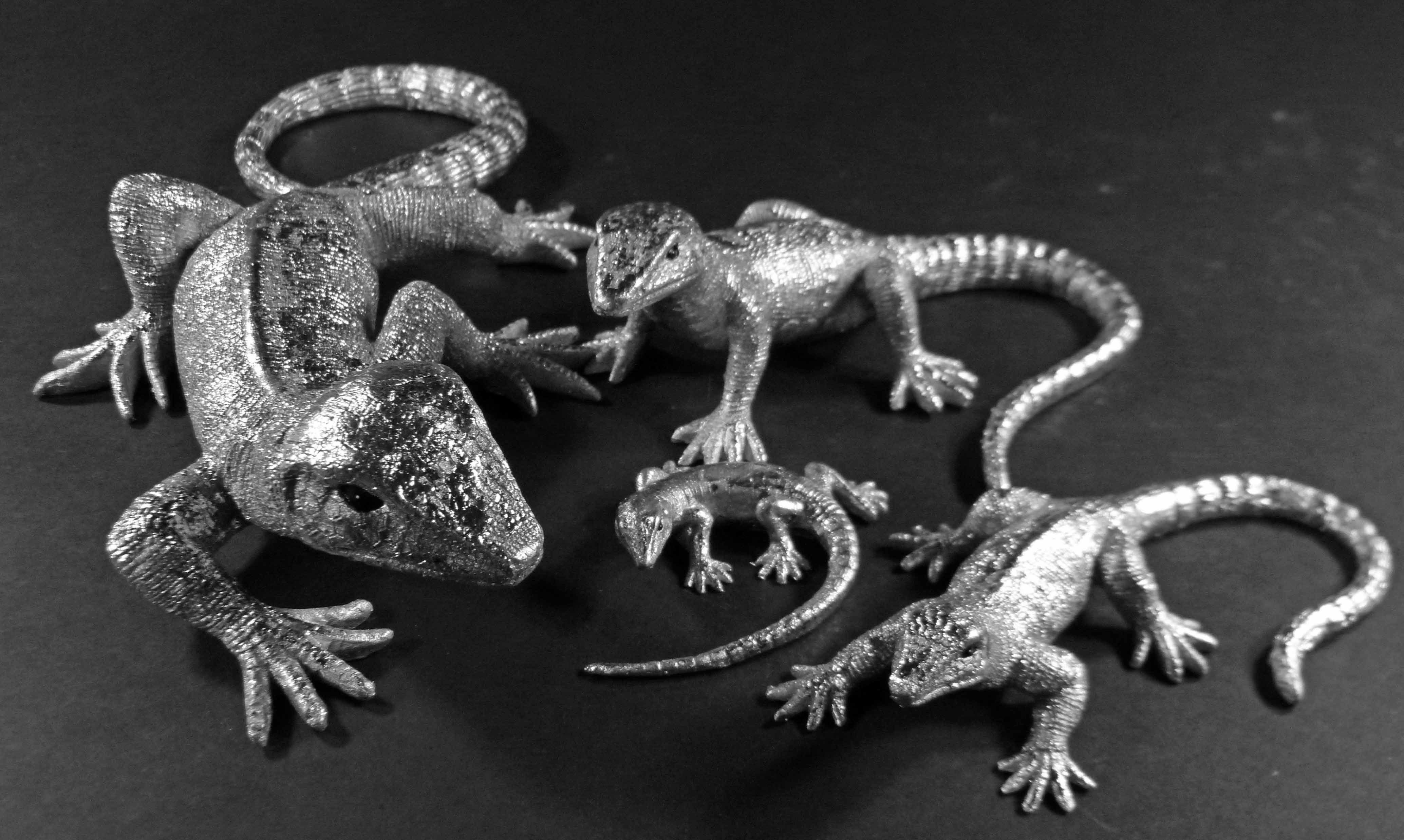 GlasArt Tierfigur Dekofigur Echse Eidechse Geckos 2er Set klein/groß silber (2er Set, 2 St., 2tlg), 100% Polyresin