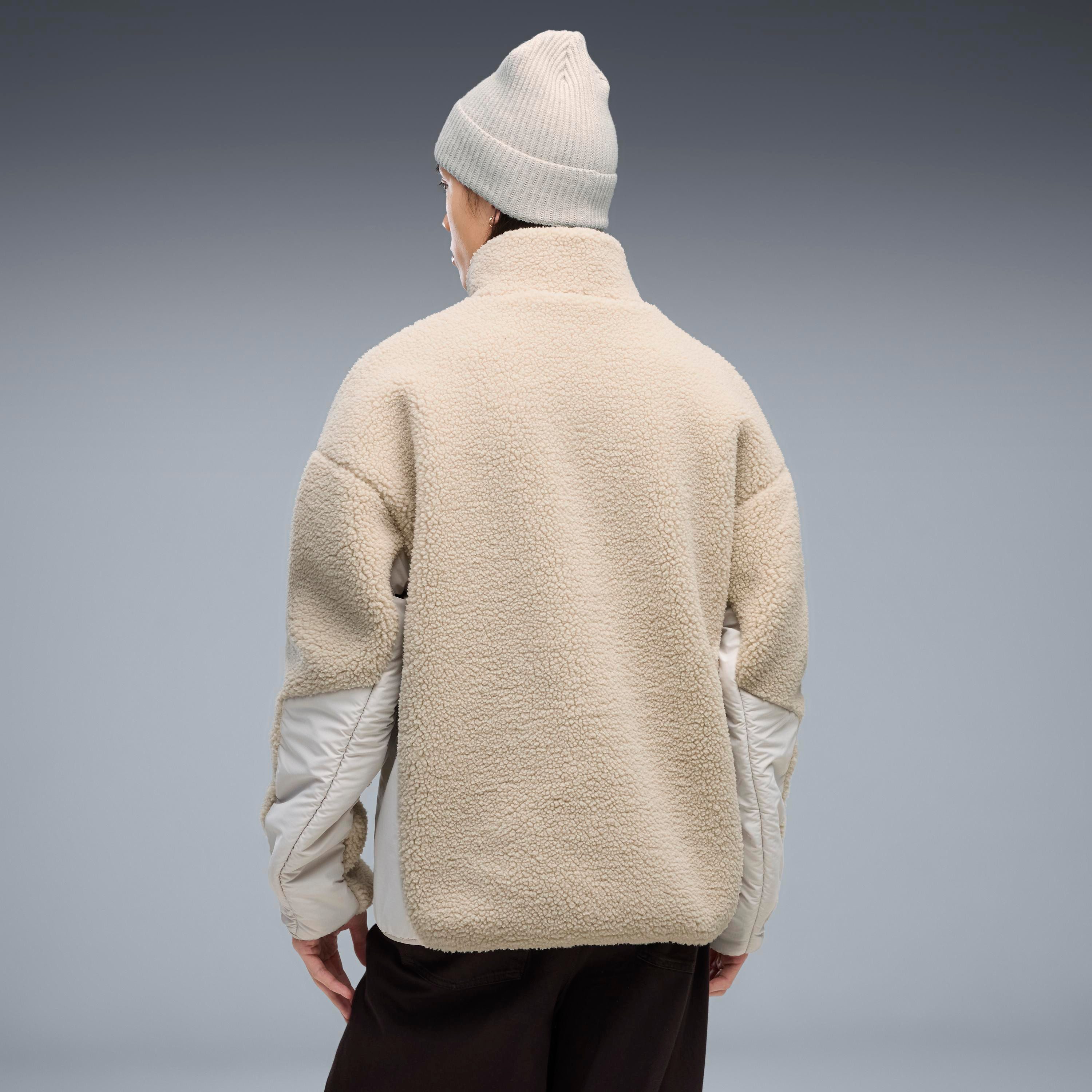 PUMA Wendejacke HYBRID REFIBRE SHERPA JACKET M sportlicher Stil, mit Reißverschluss, mit Cargotasche, aus Rippware – Bild 2 von 5