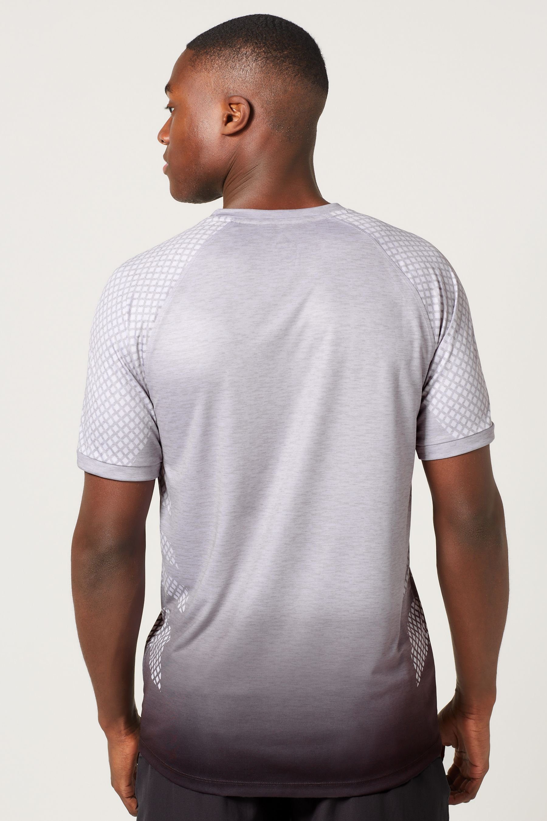 Next Trainingsshirt Sportshirt mit Aufdruck (1-tlg) günstig online kaufen