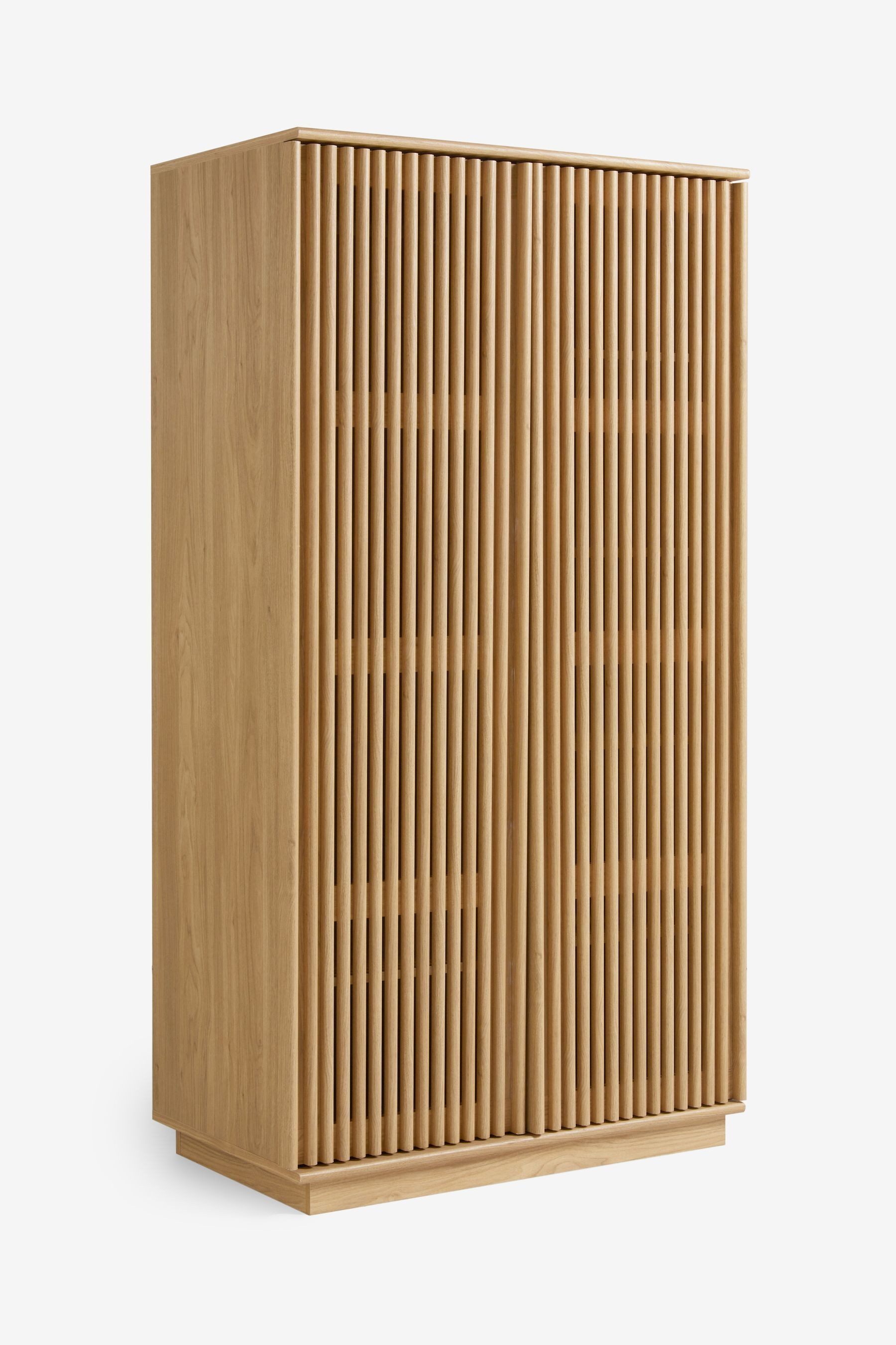 MADE Kleiderschrank MADE.COM Tulma Zweitüriger Kleiderschrank (1-St)