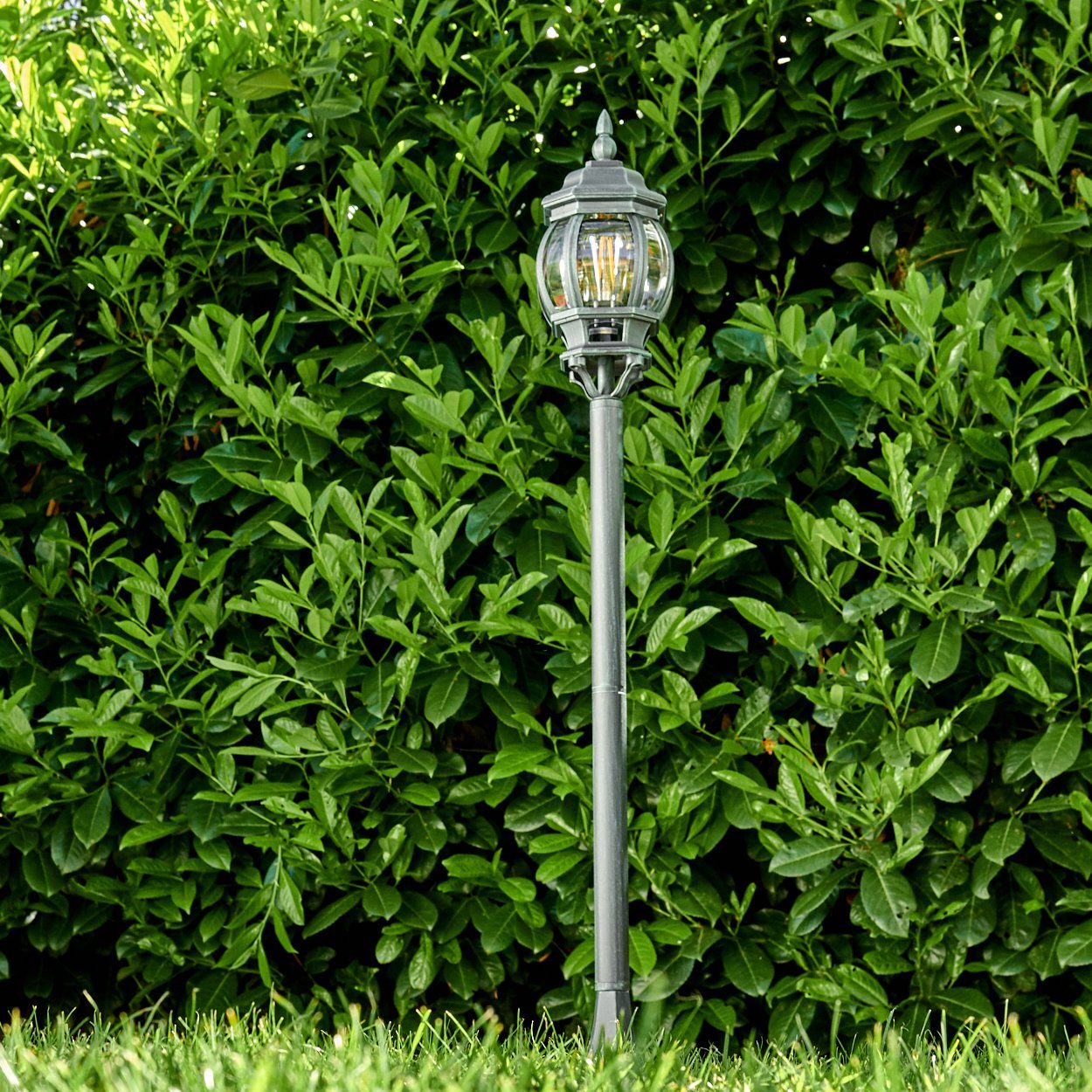 hofstein Außen-Stehlampe »Meyen« Außenleuchte Wegeleuchte in antikem Look, ohne Leuchtmittel, Aluguss in Schwarz/Grün mit Kunststoff-Scheiben, E27, IP44