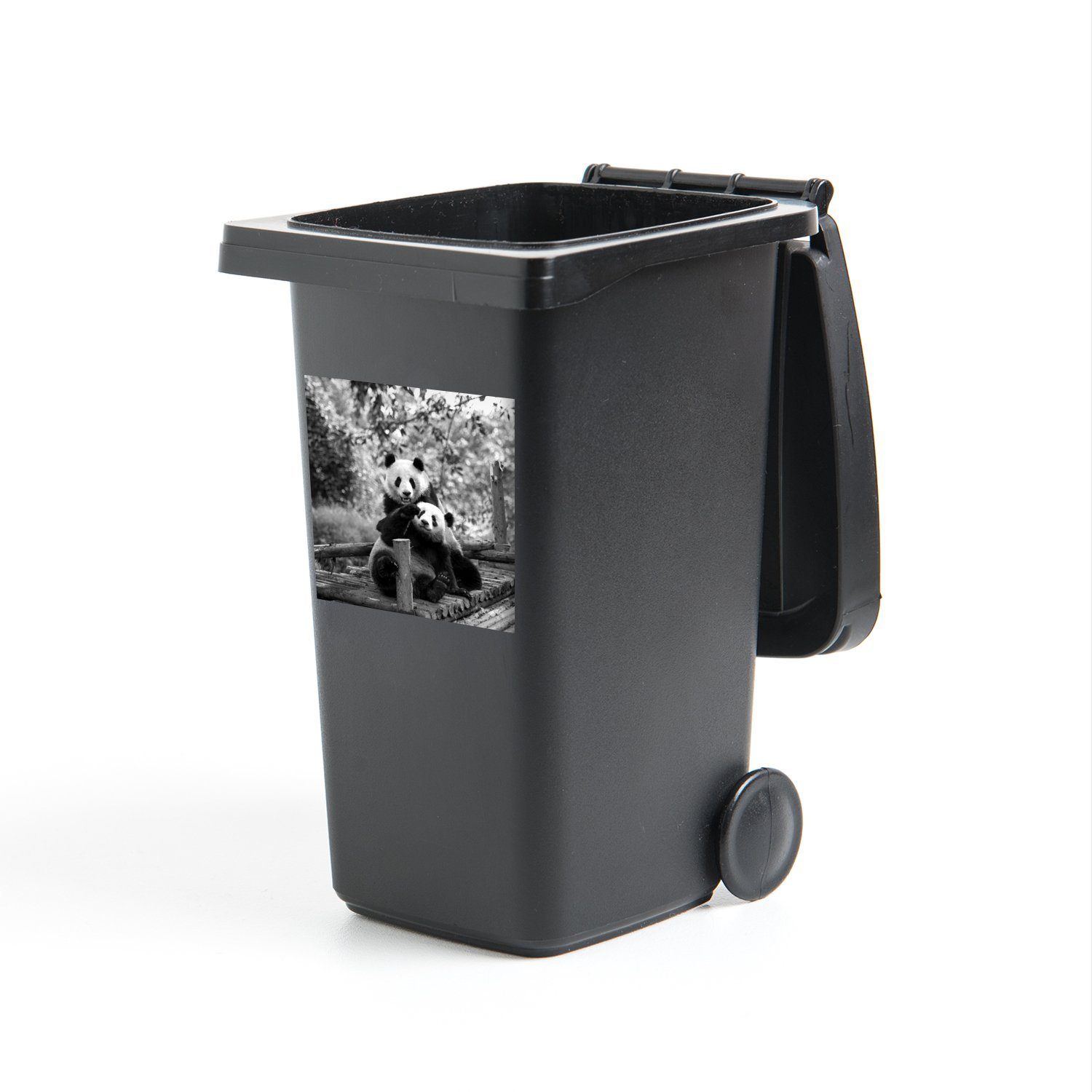 Mülleimer-aufkleber, Wandsticker Spielender schwarz Sticker, weiß Mülltonne, Abfalbehälter und MuchoWow - St), (1 Panda Container,